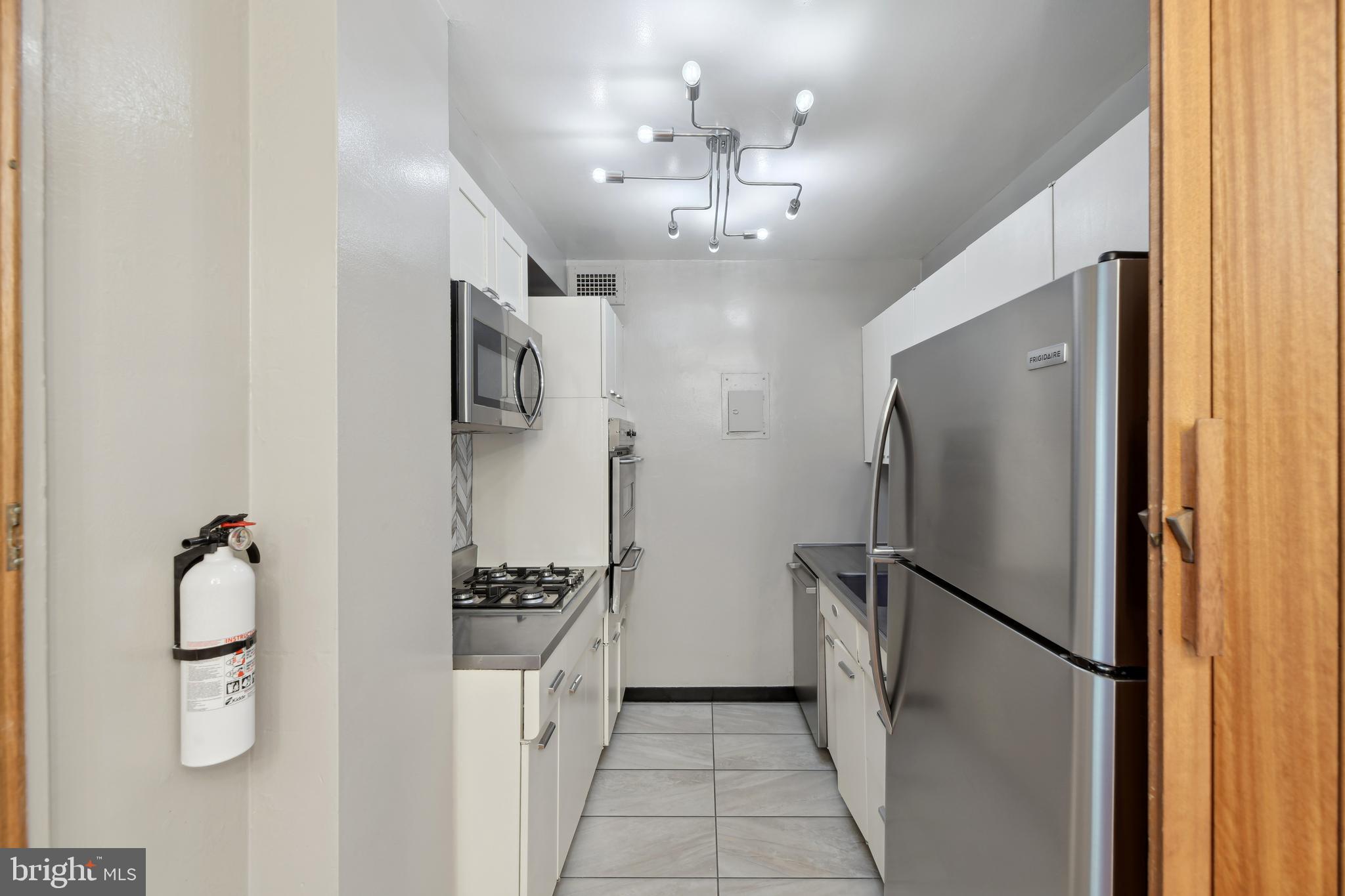 2475 Virginia AVENUE NW Unit: 211