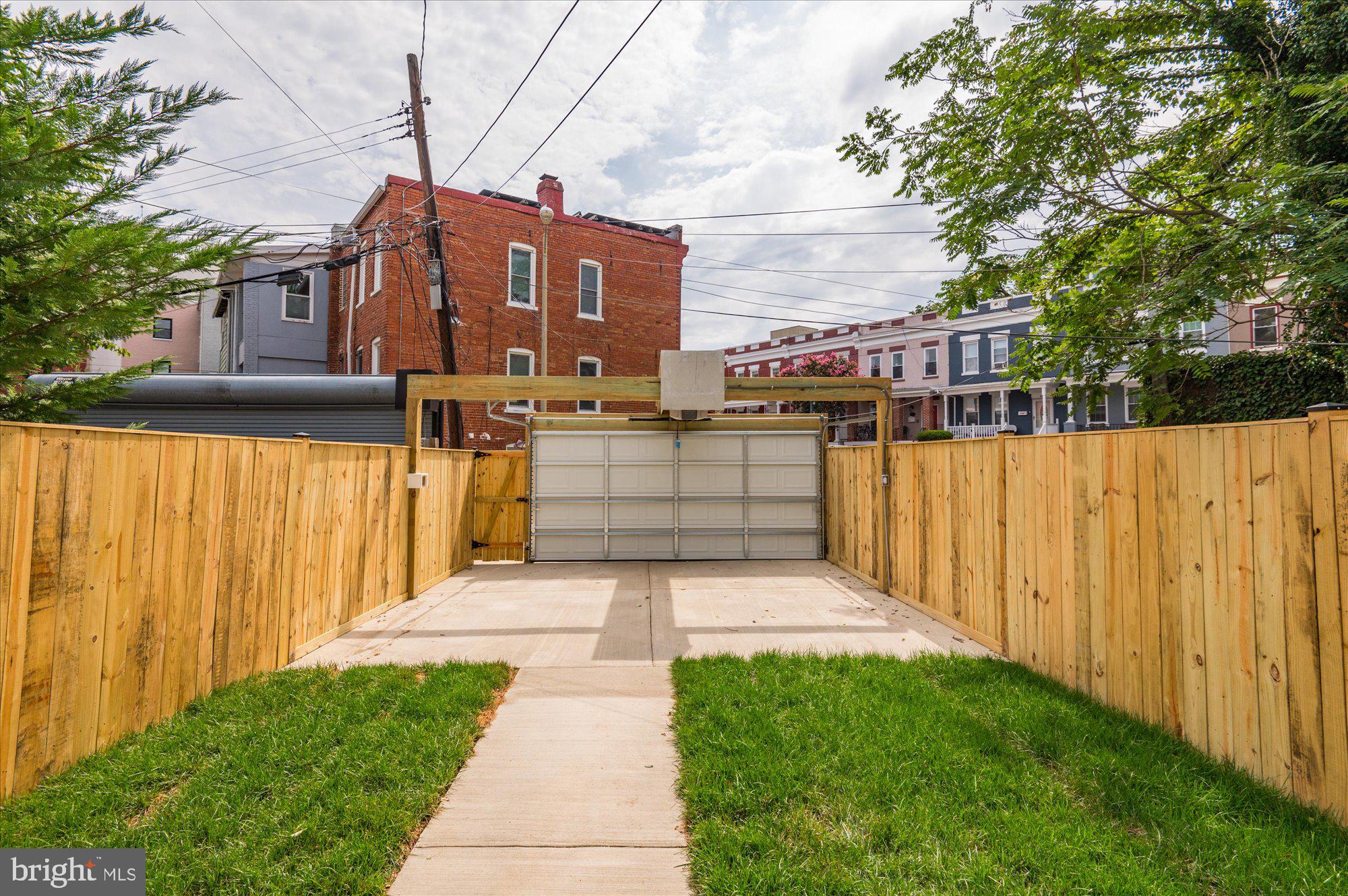 3609 New Hampshire AVENUE NW