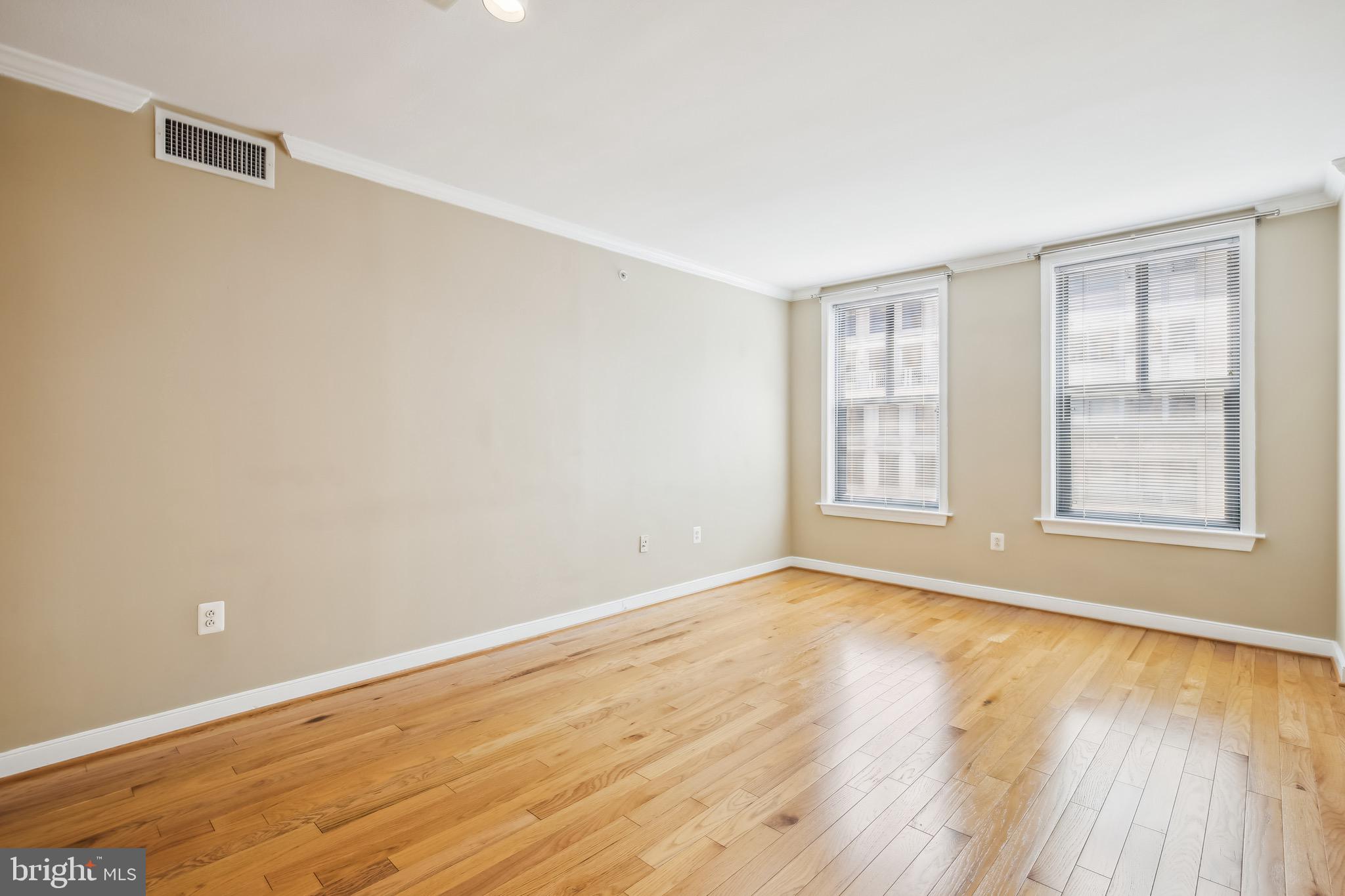 631 D St NW #931