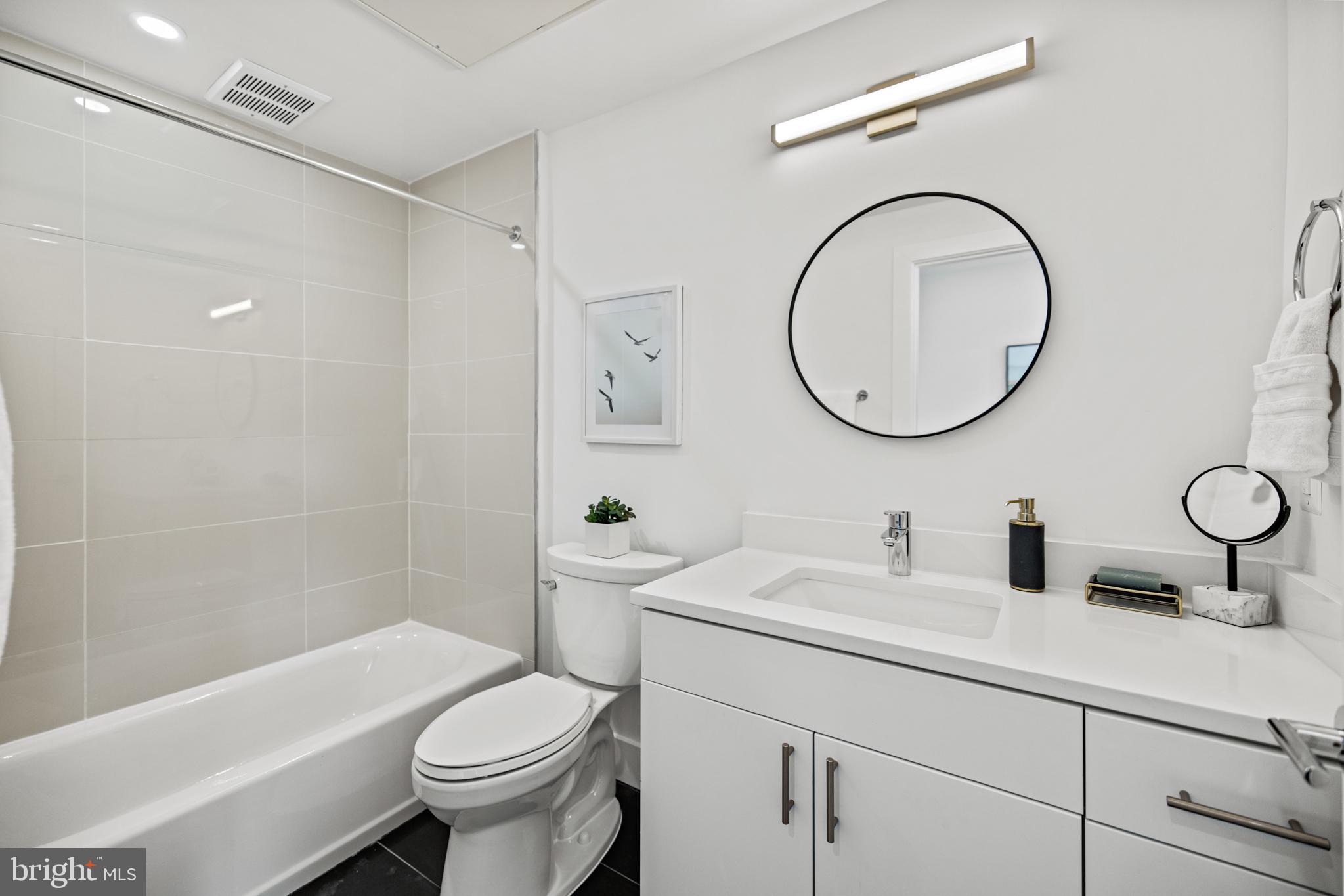 2310 4th STREET NE Unit: 27