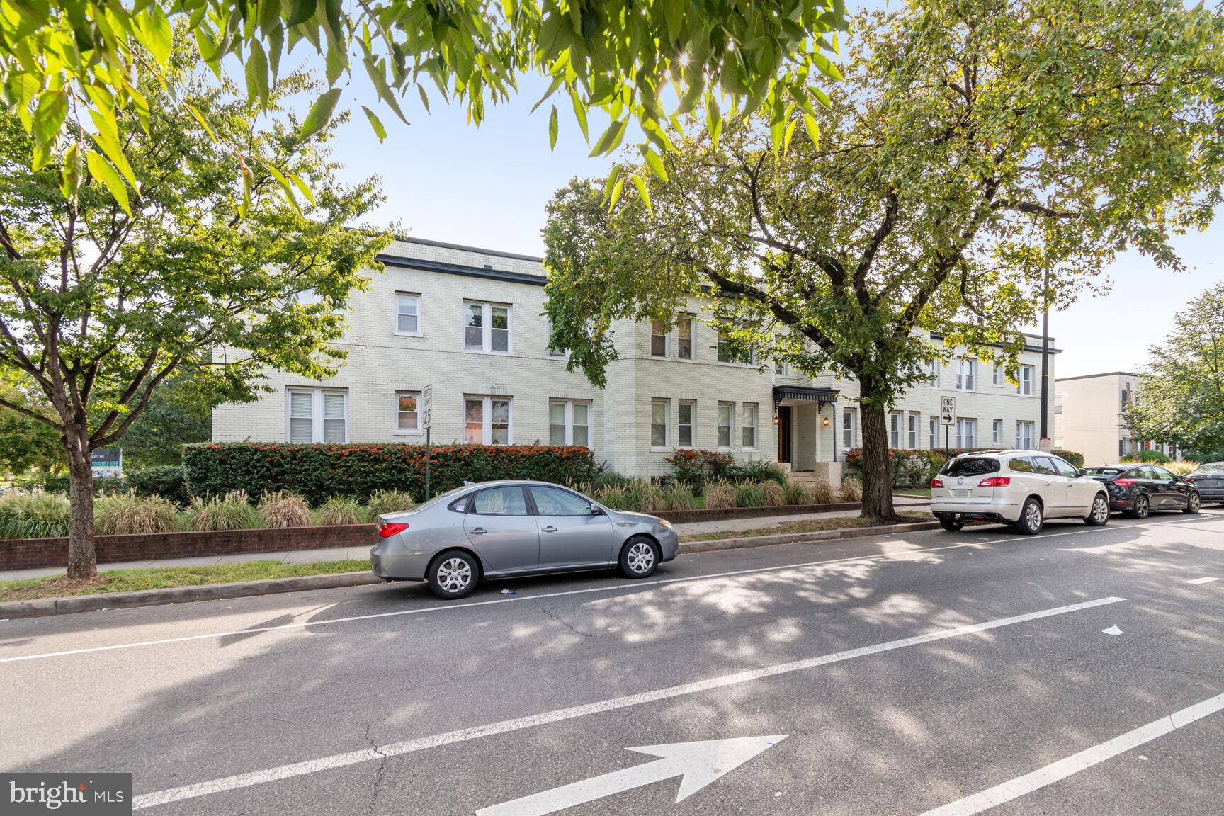 2 17th Street SE Unit: 104