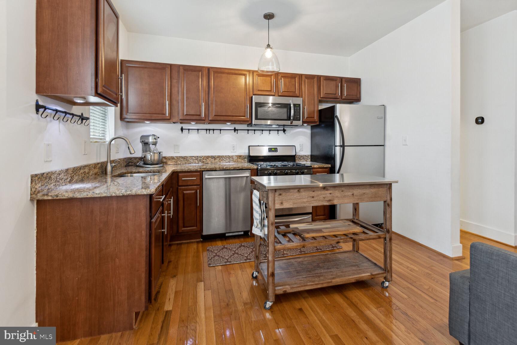 2 17th Street SE Unit: 104