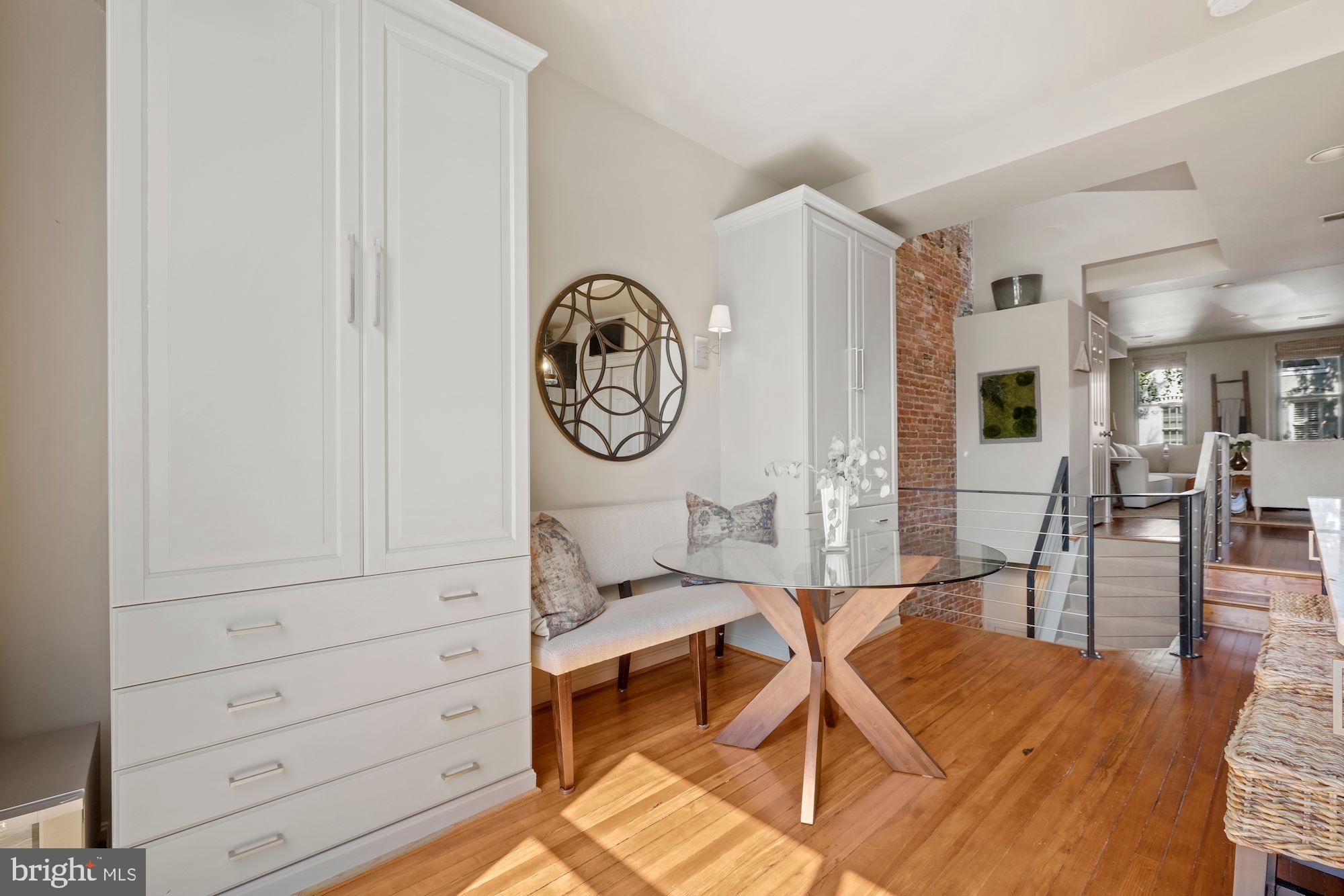 1518 Swann Street NW Unit: 3