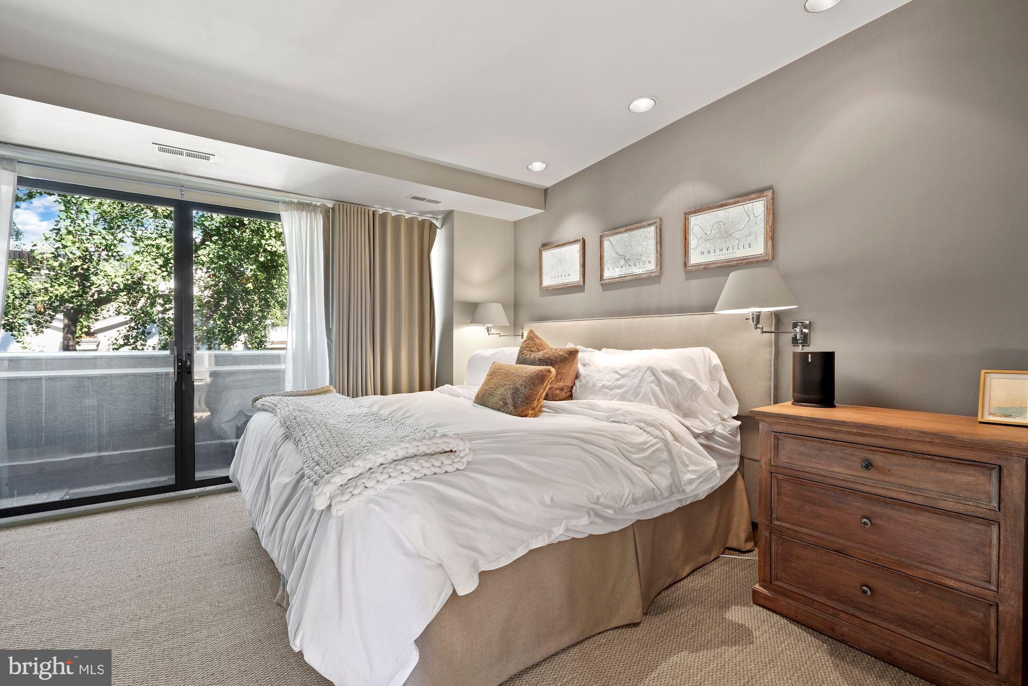 1518 Swann Street NW Unit: 3