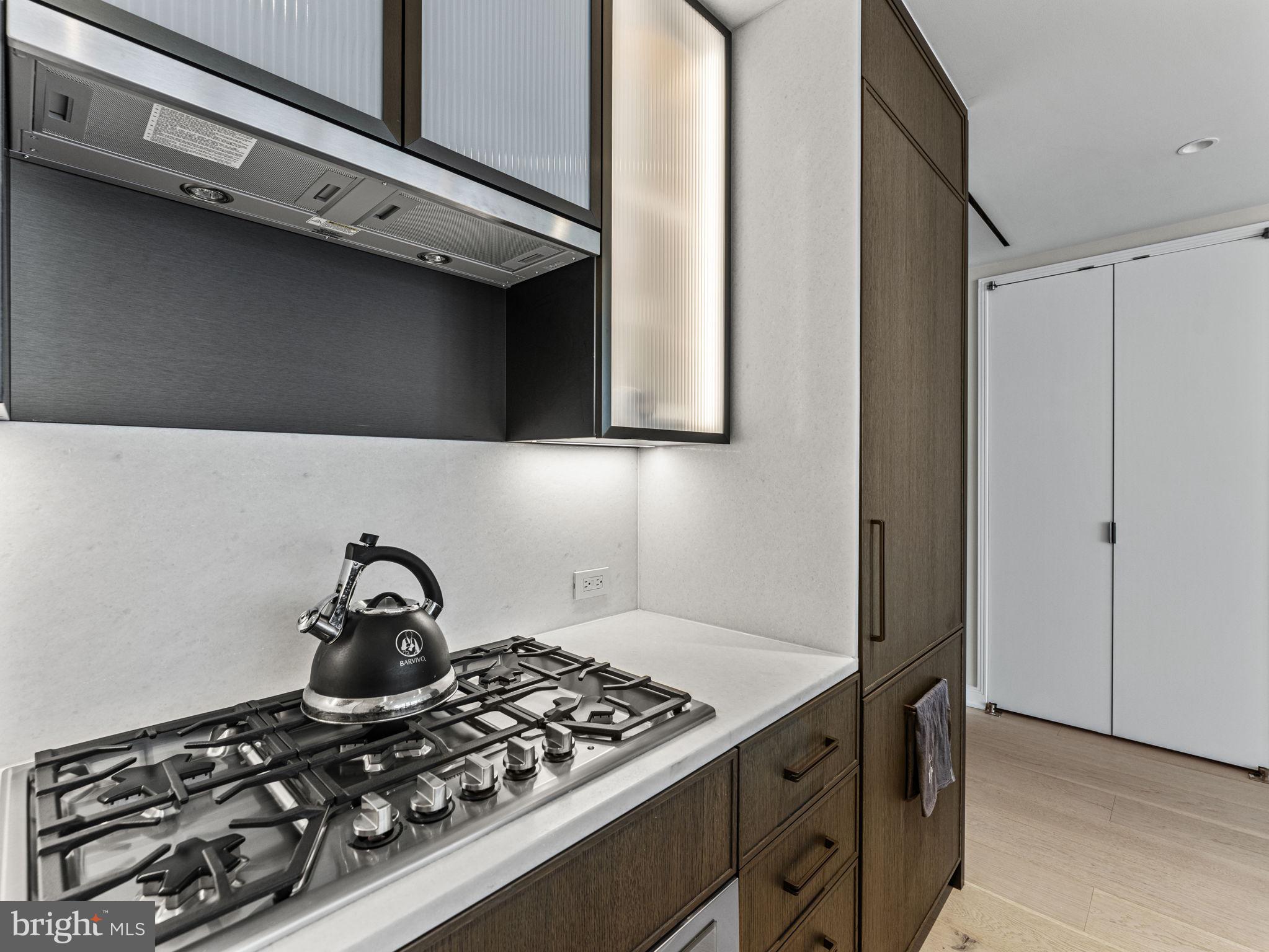 601 Wharf Street SW Unit: 211