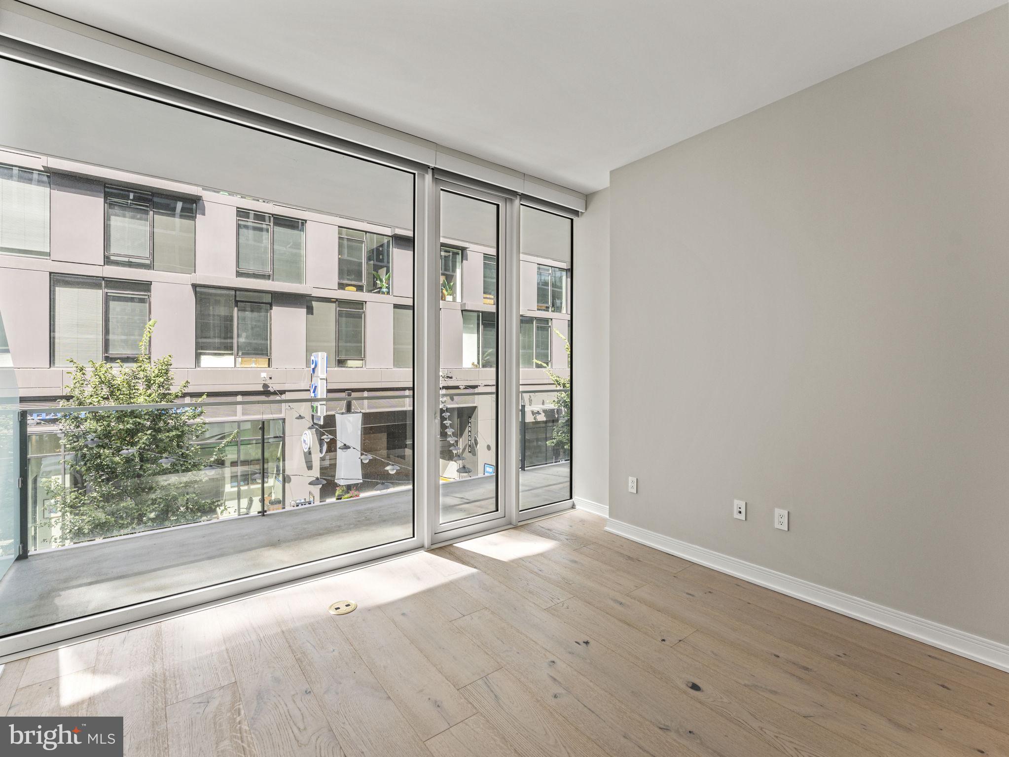 601 Wharf Street SW Unit: 211
