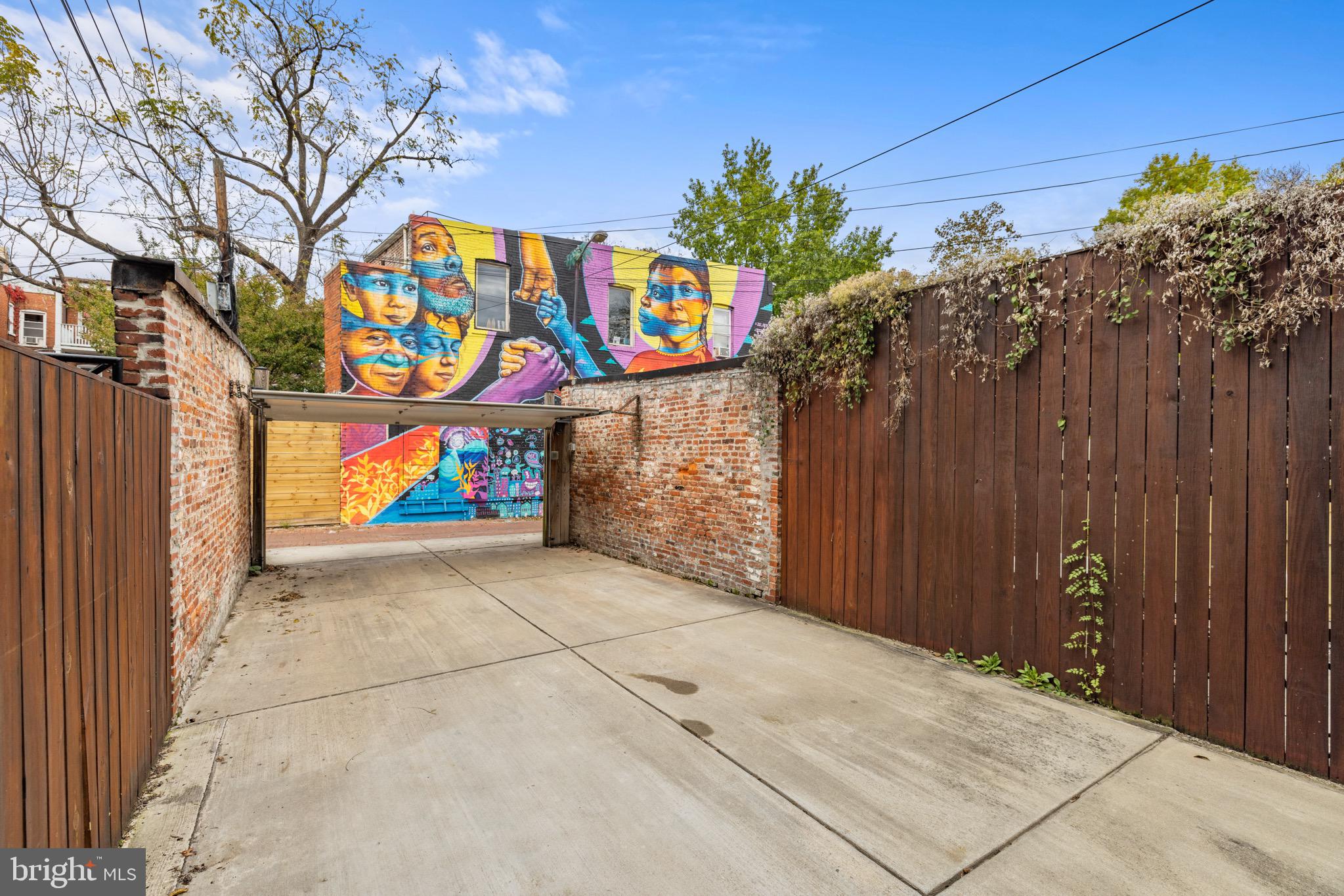 1107 Kenyon STREET NW Unit: 1