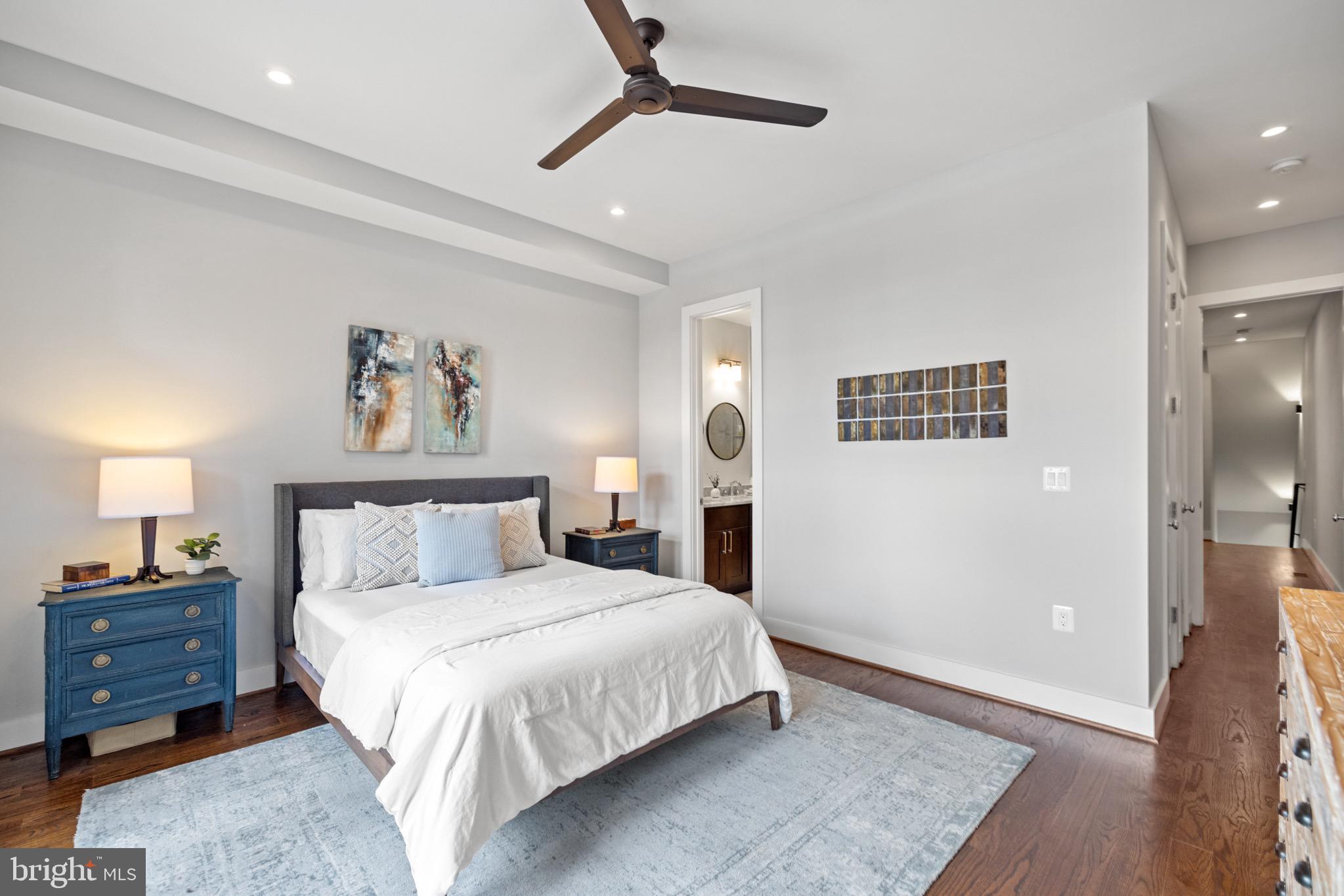1107 Kenyon STREET NW Unit: 1
