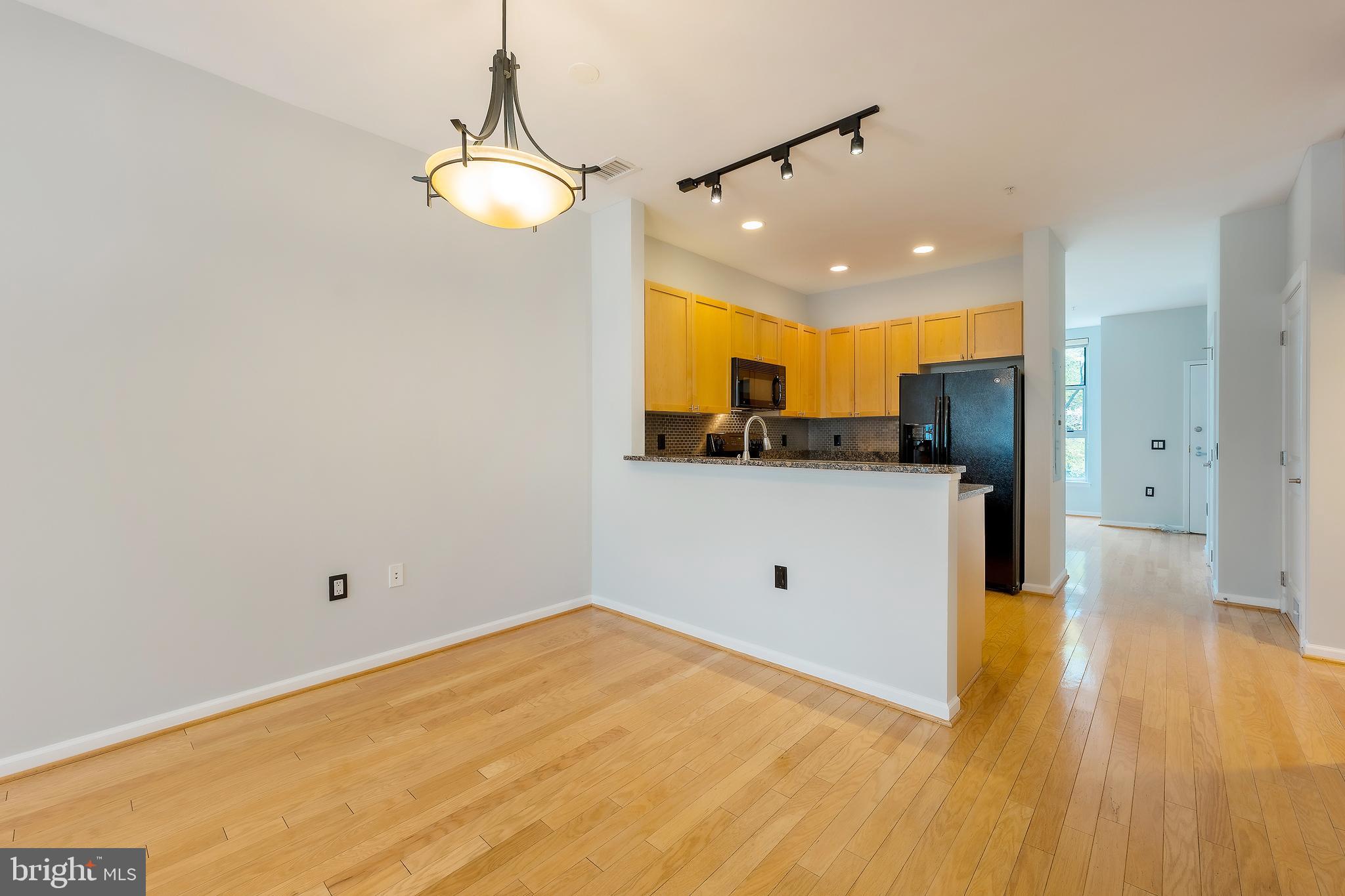 343 Cedar Street NW Unit: 105