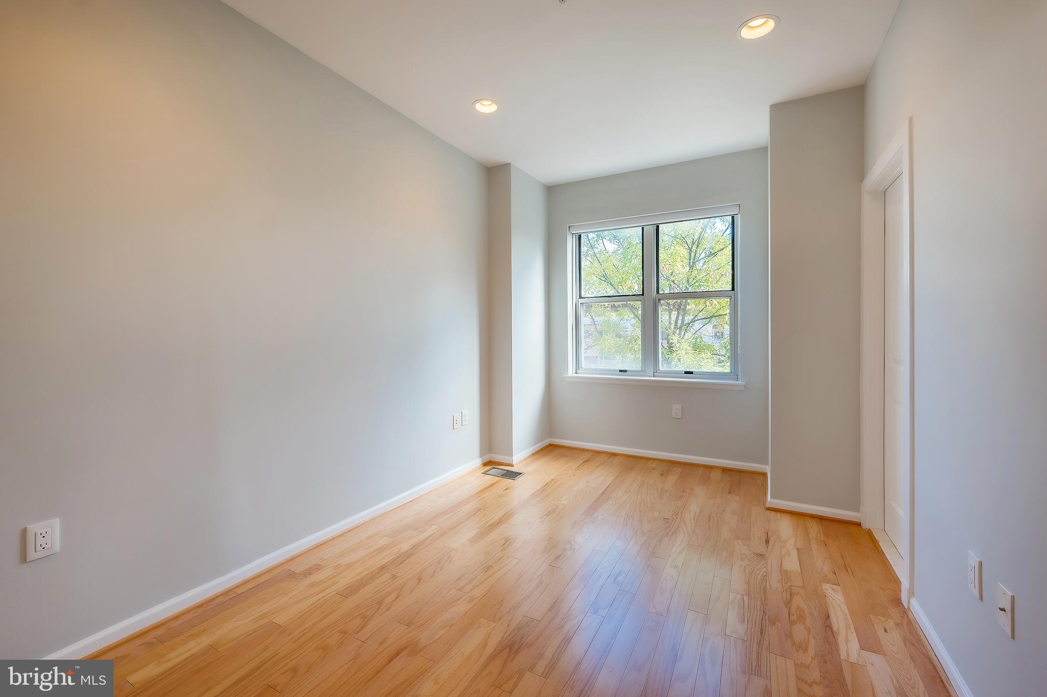 343 Cedar Street NW Unit: 105