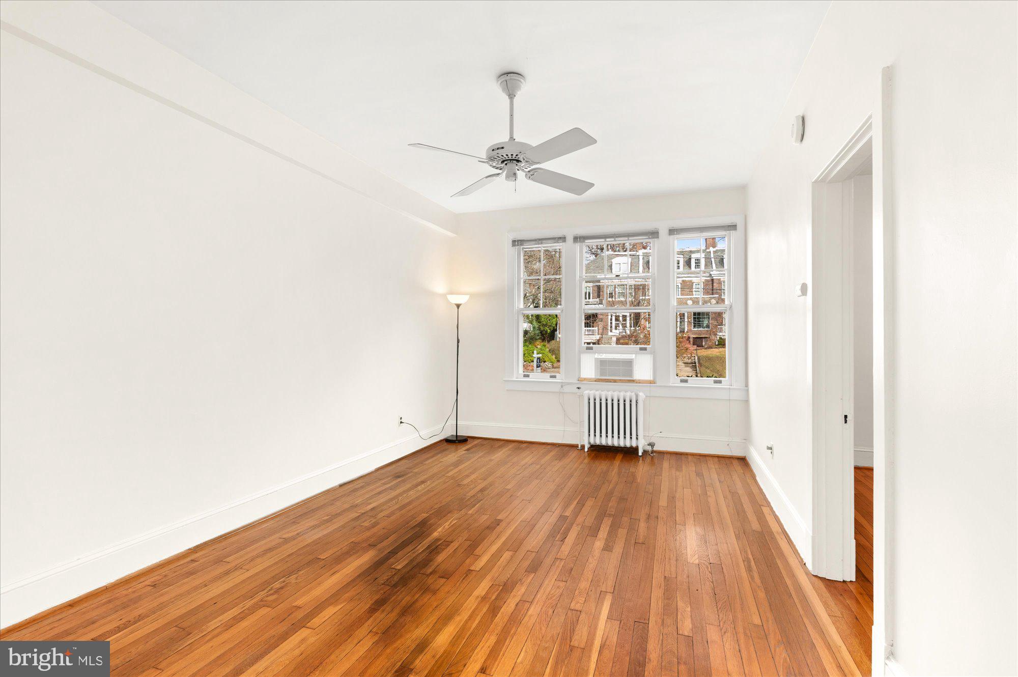 3026 Porter St NW #102