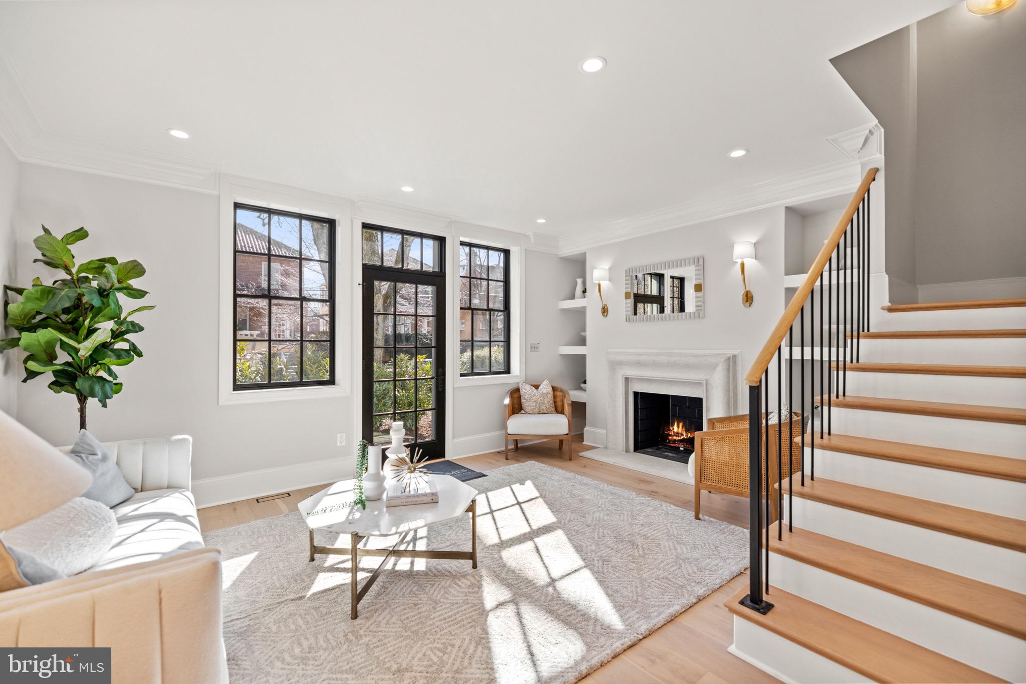 3625 Everett Street NW