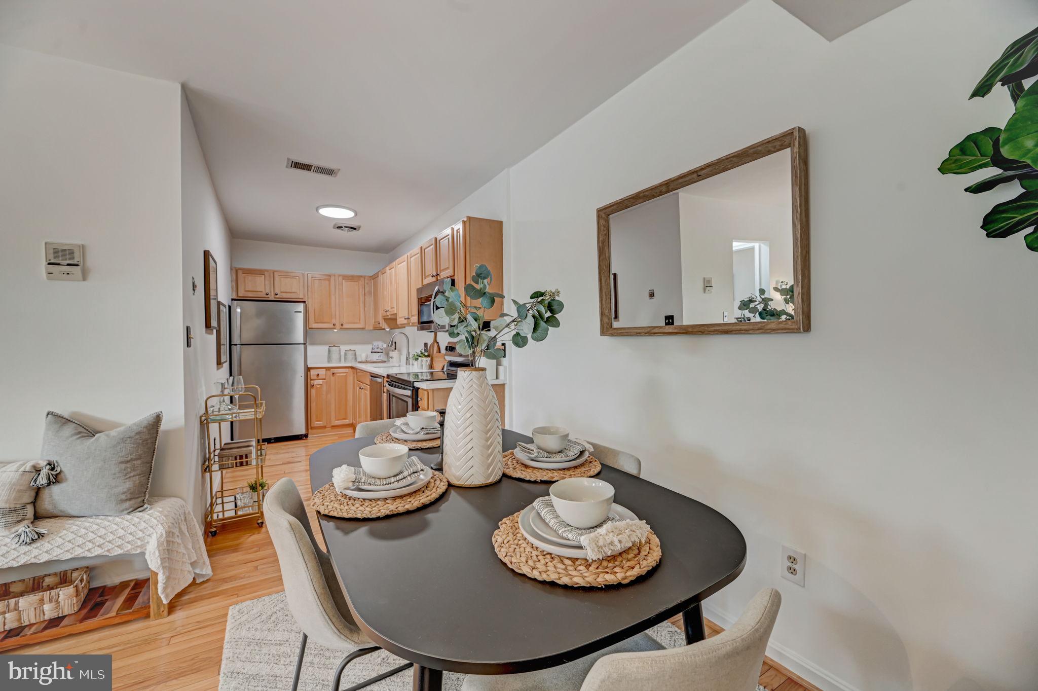 730 11th STREET NE Unit: 404