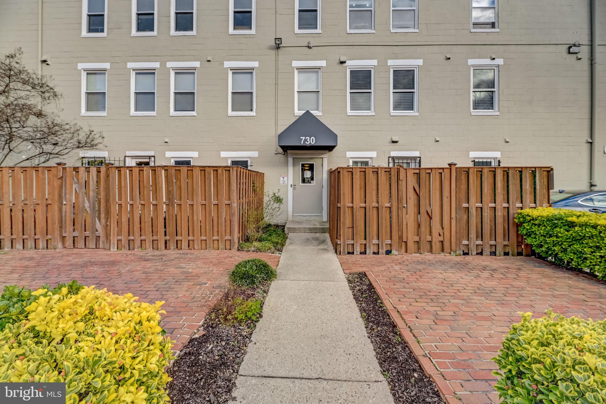 730 11th STREET NE Unit: 404