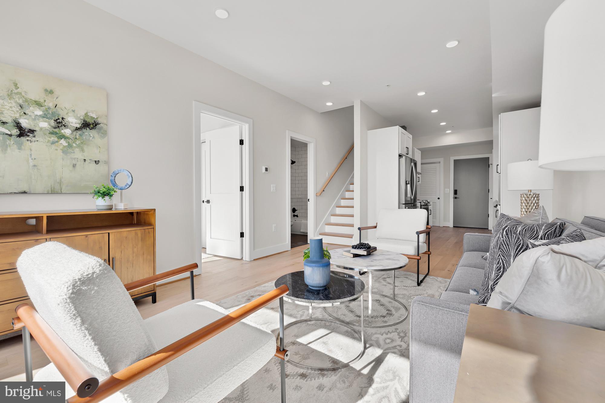 824 Taylor St NE #7