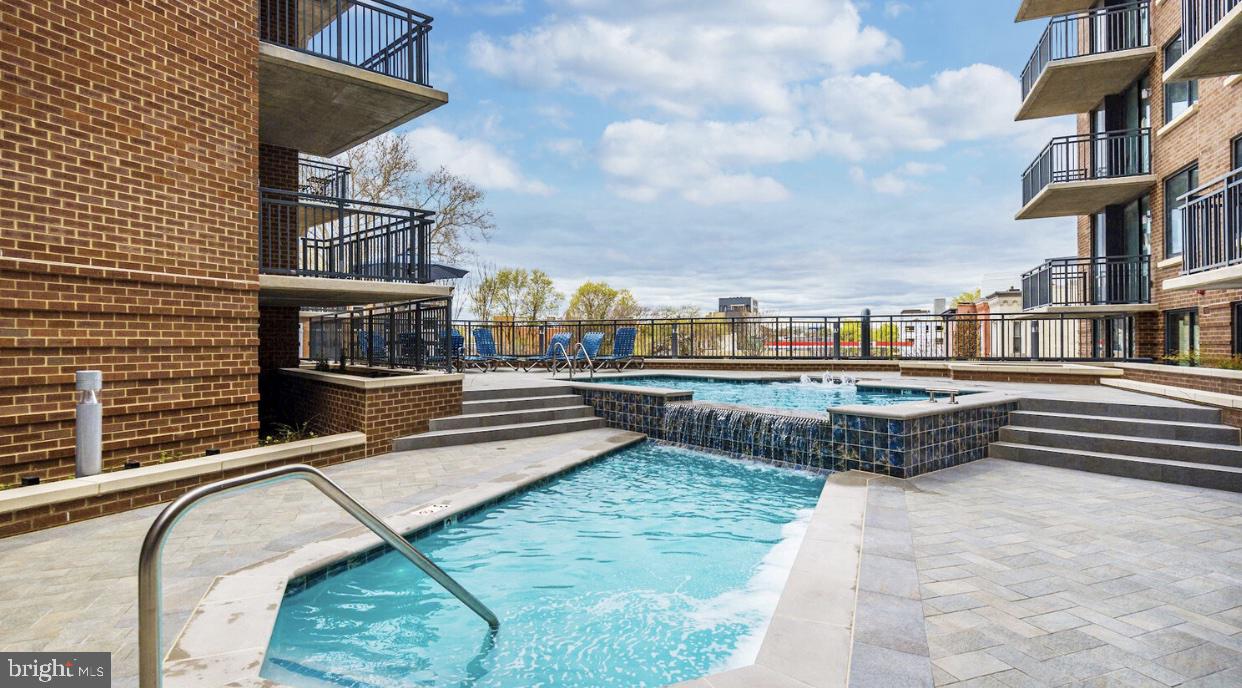 50 Florida Avenue NE Unit: 617