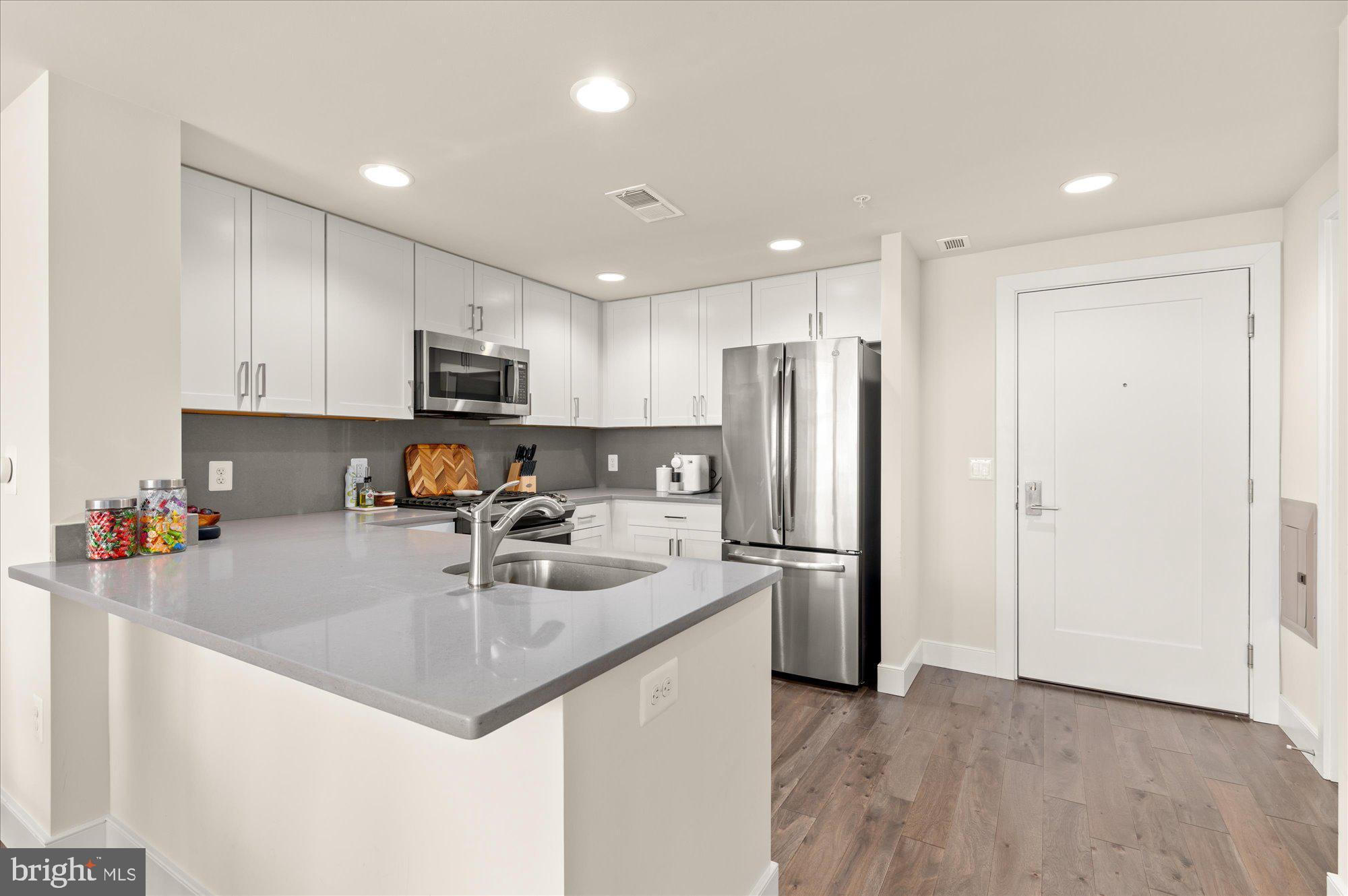 50 Florida Avenue NE Unit: 617