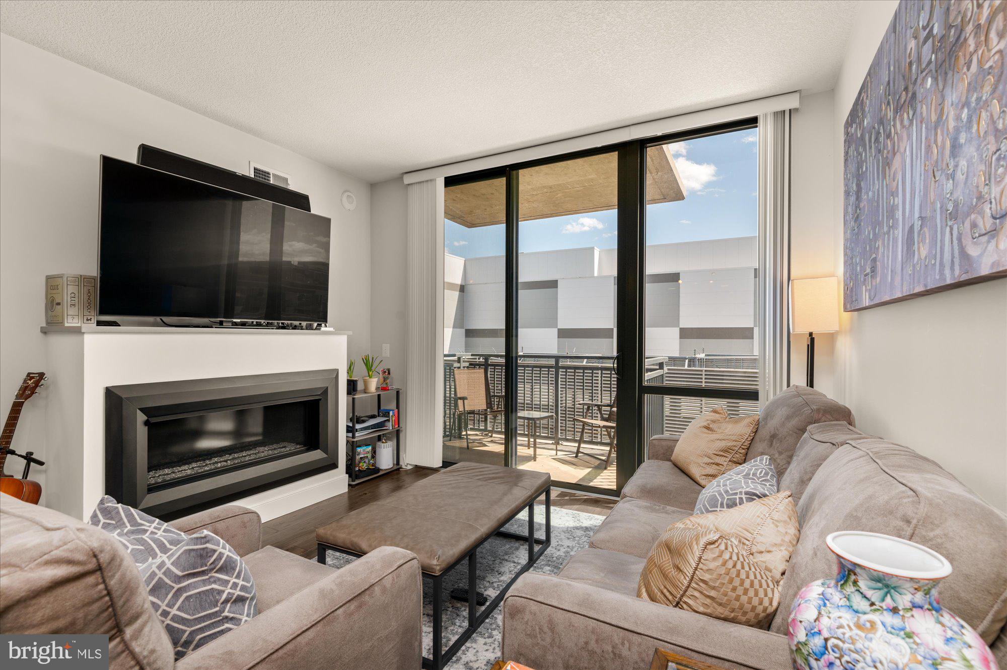 50 Florida Avenue NE Unit: 617