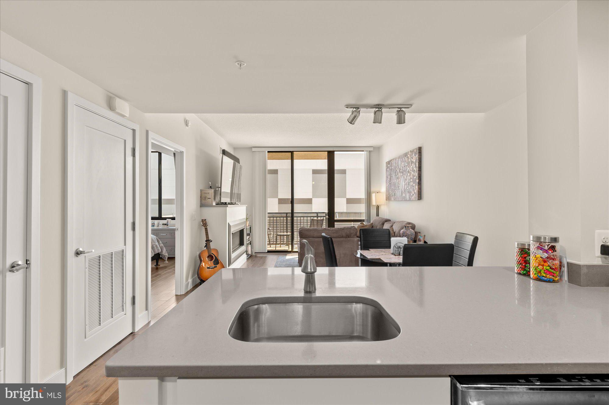 50 Florida Avenue NE Unit: 617