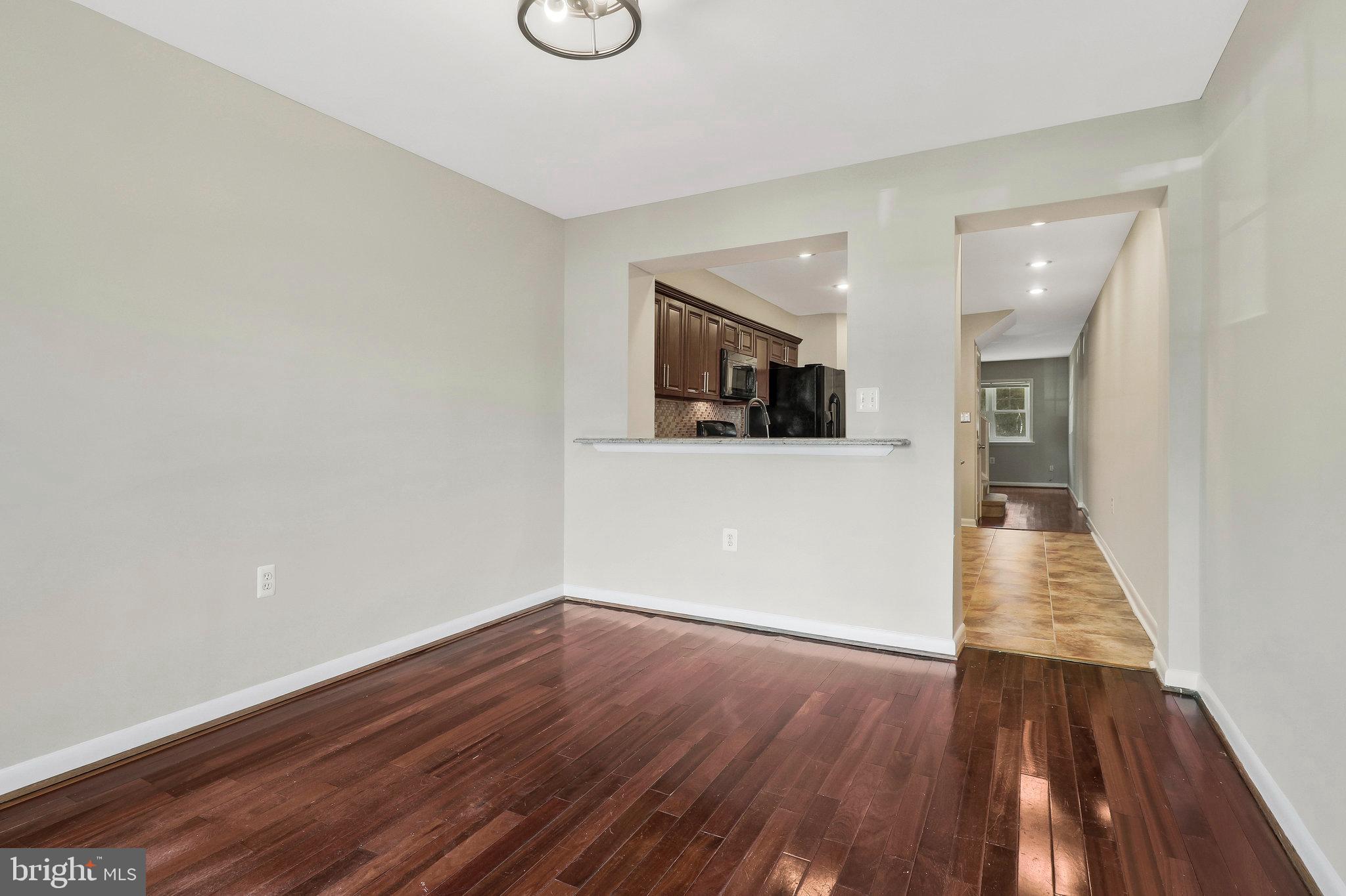 1724 Montana Ave NE #1724