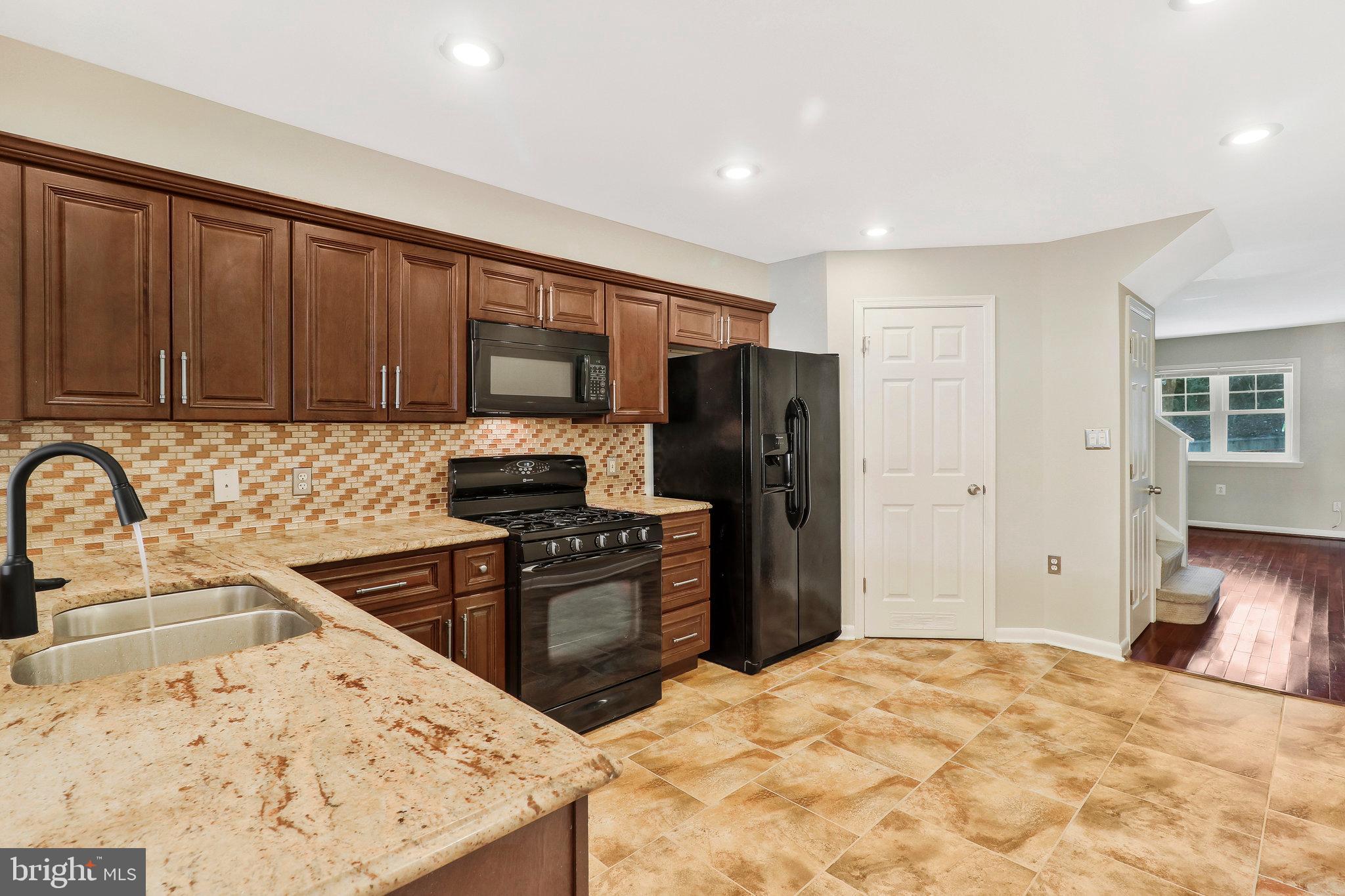 1724 Montana Ave NE #1724