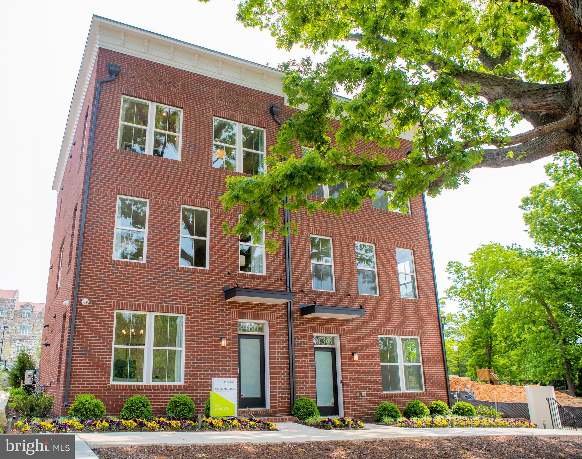 427 Brookland Grove Dr NE