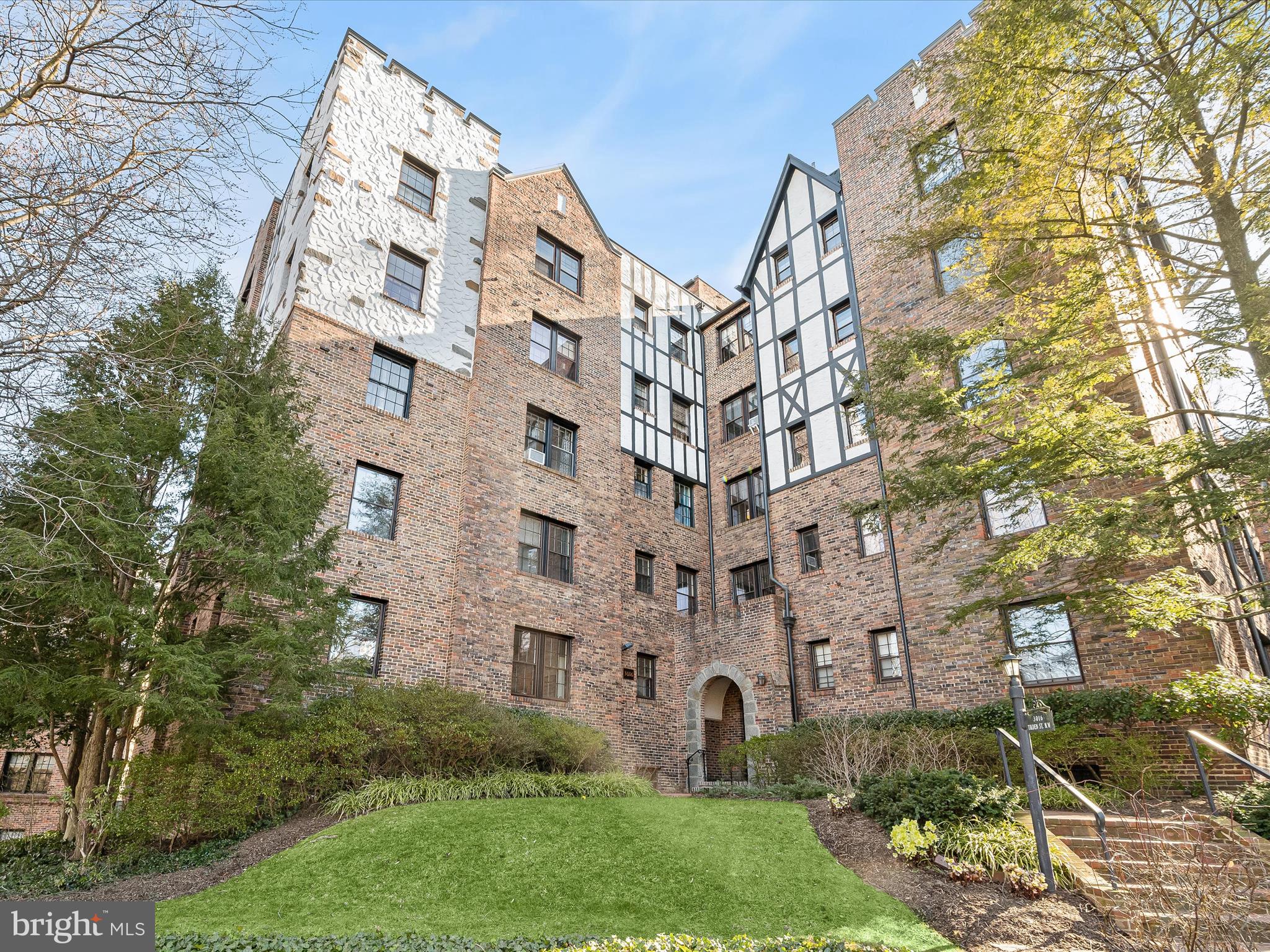 3016 Tilden St NW #304