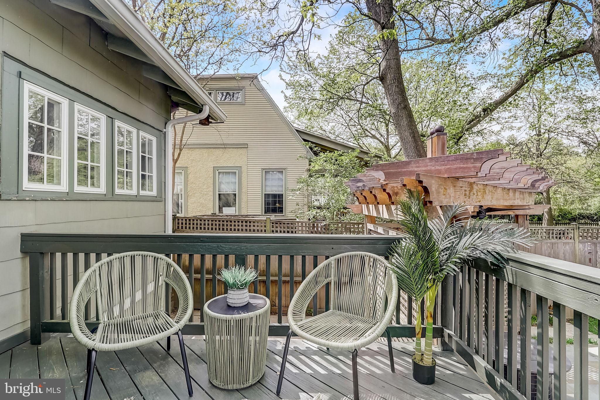 407 Aspen St NW