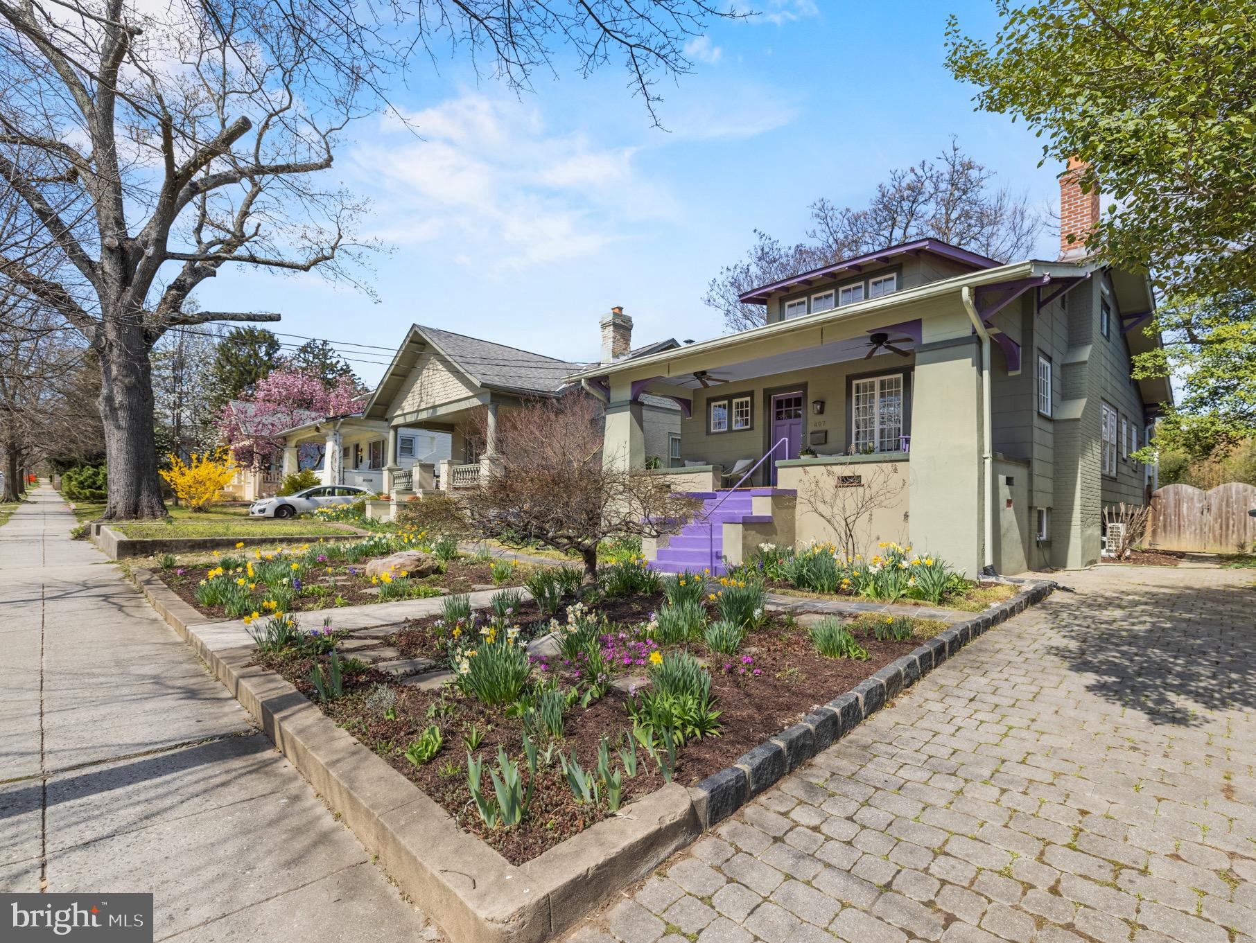407 Aspen St NW