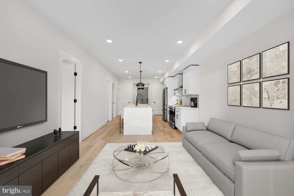 824 Taylor St NE #1