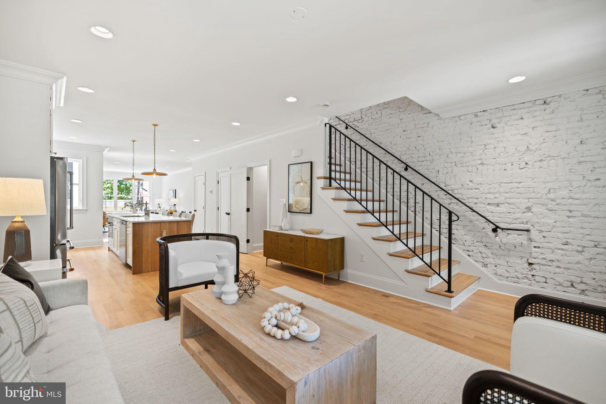 1446 Monroe St NW