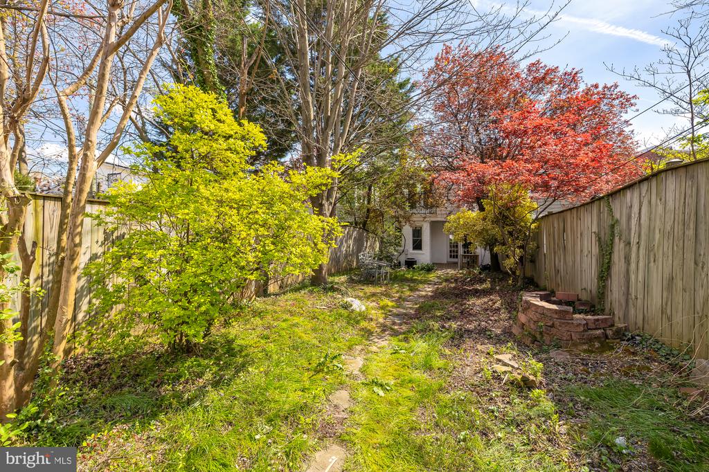 519 Quincy St NW
