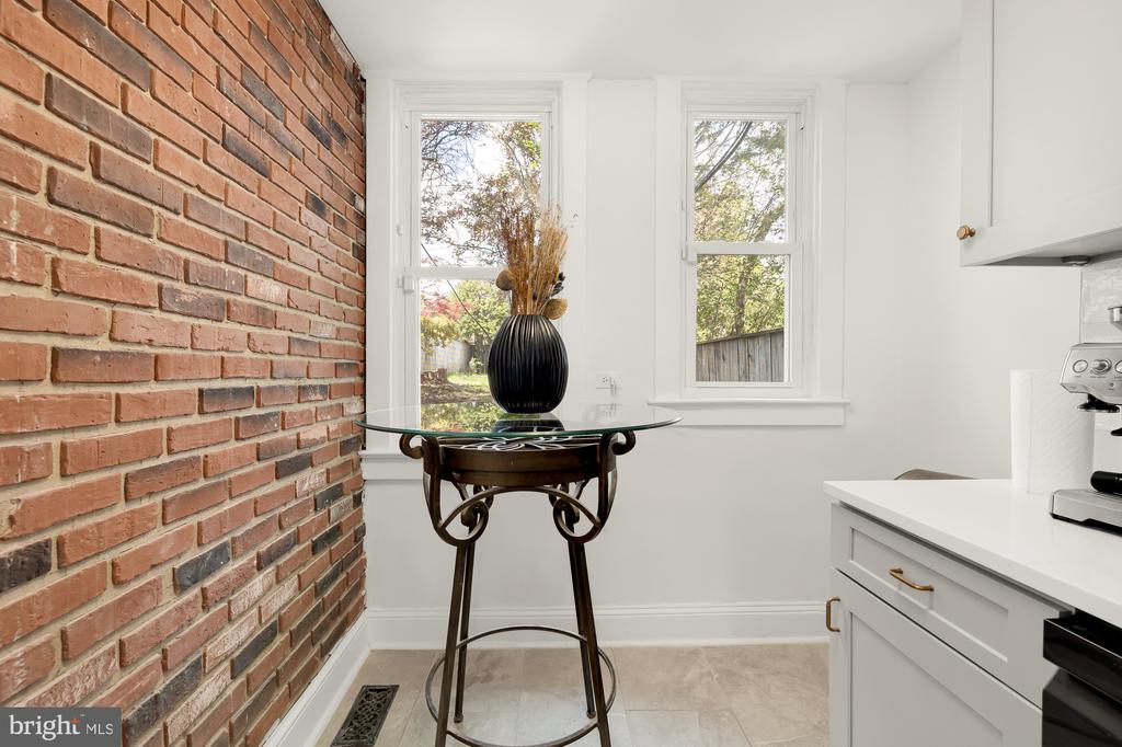 519 Quincy St NW