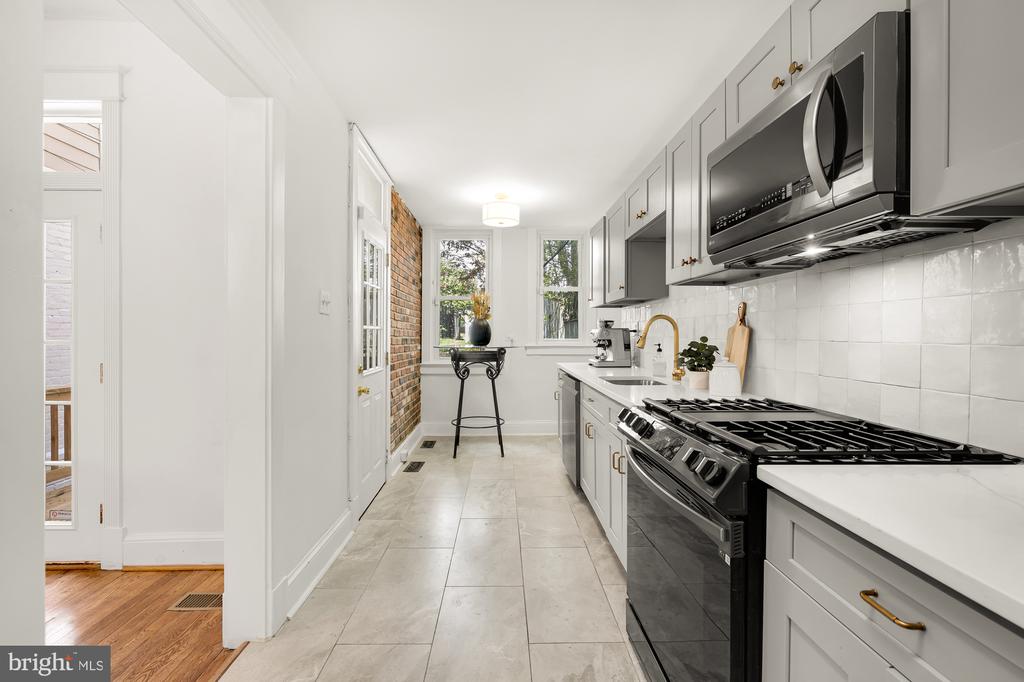 519 Quincy St NW