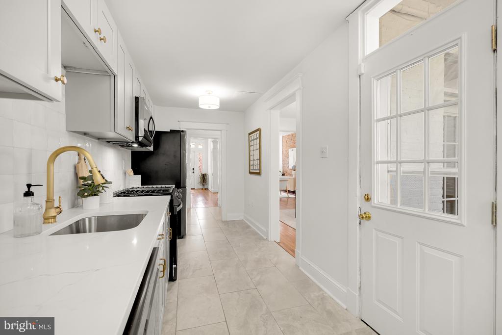 519 Quincy St NW