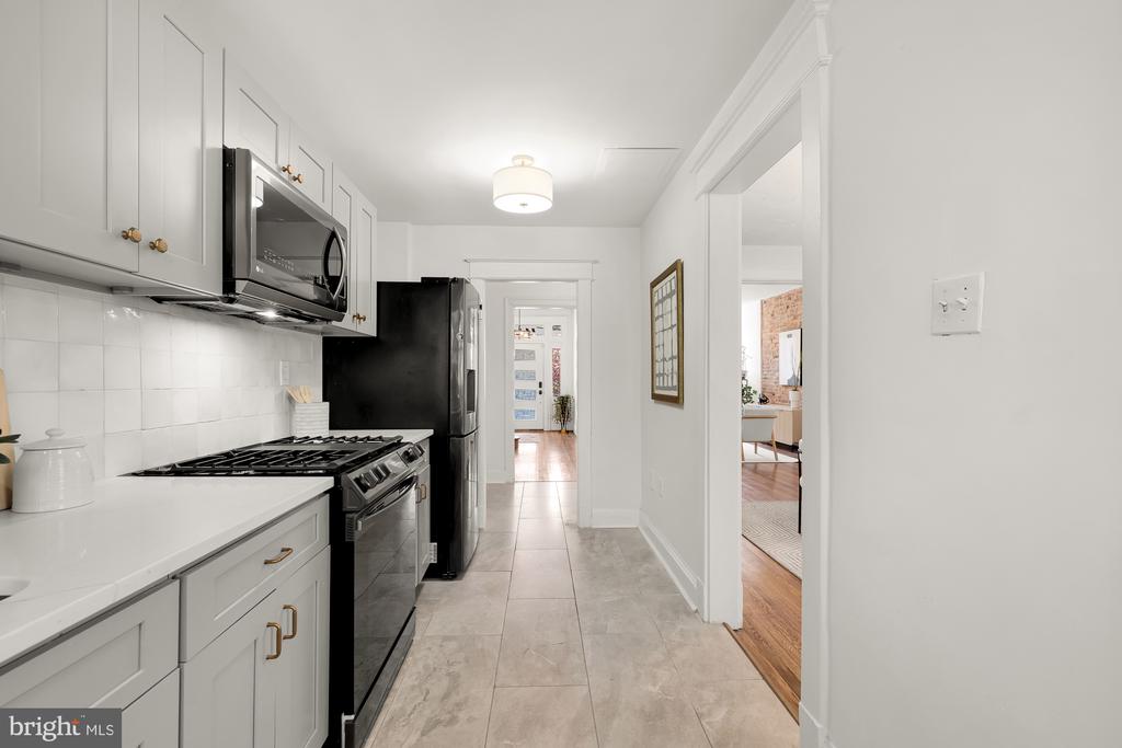 519 Quincy St NW