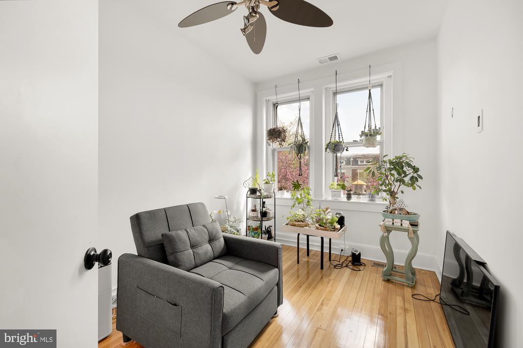 519 Quincy St NW
