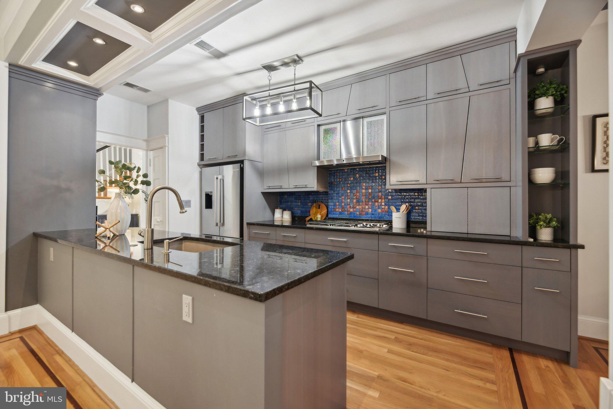 2515 Woodley Rd NW