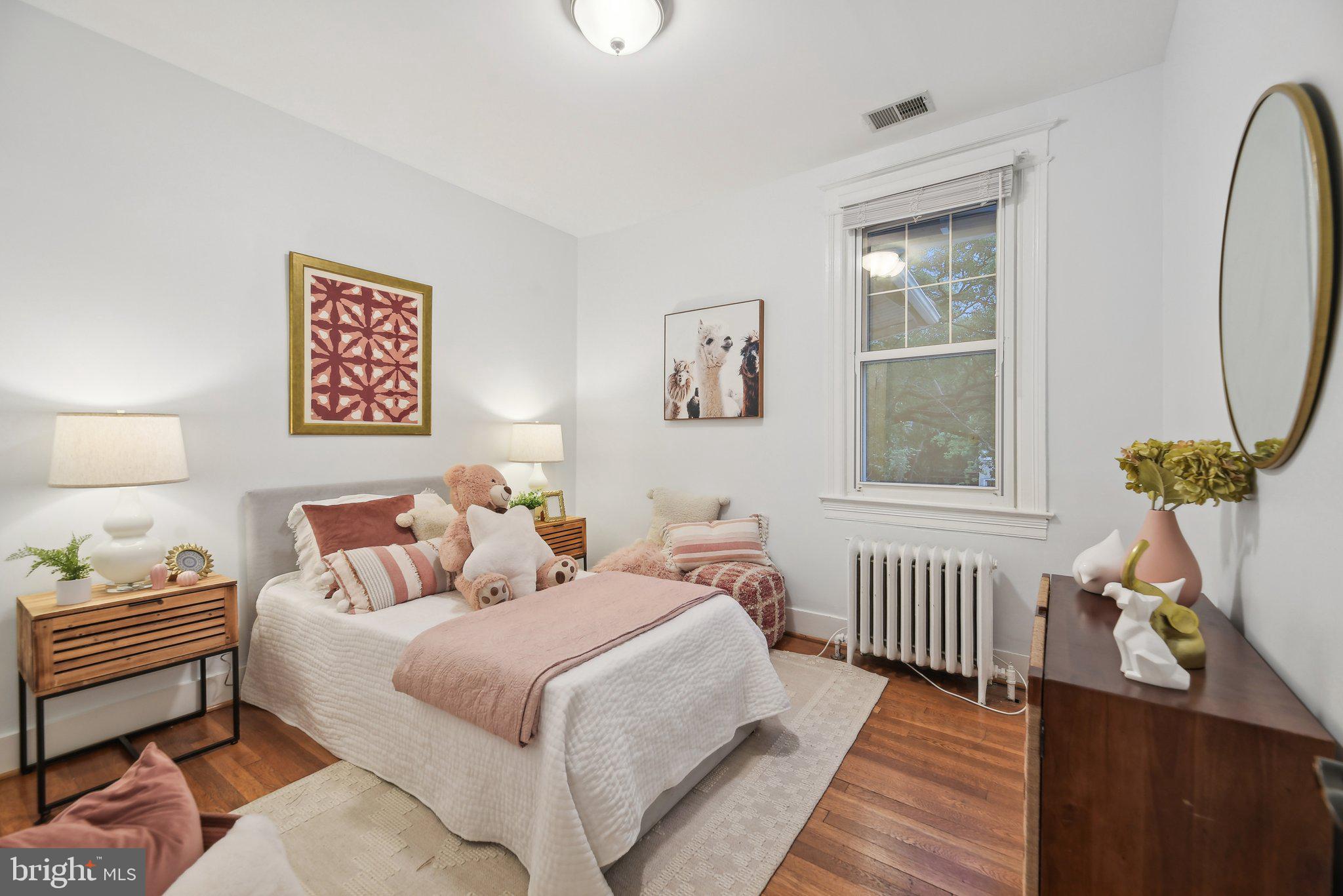 2515 Woodley Rd NW