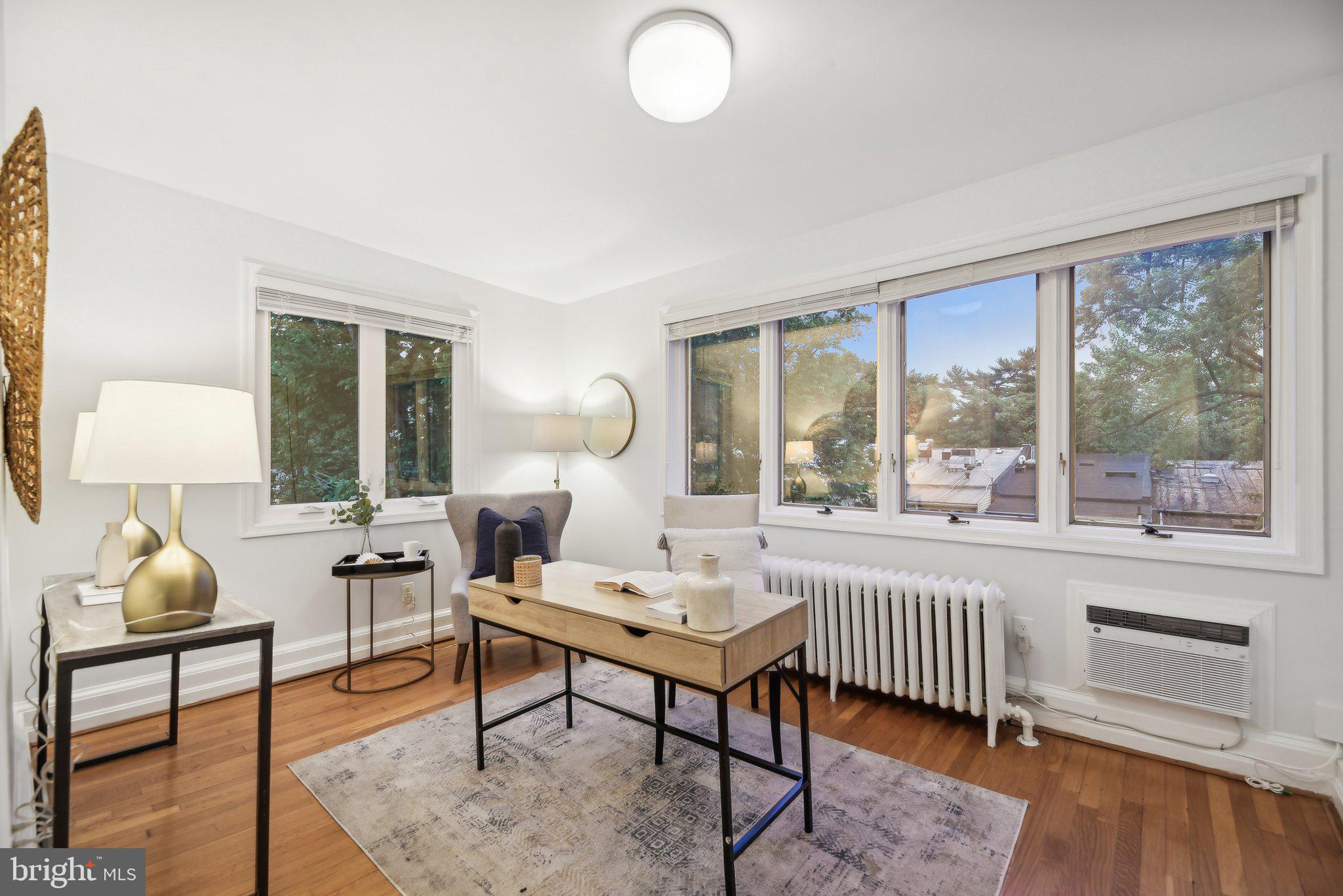 2515 Woodley Rd NW