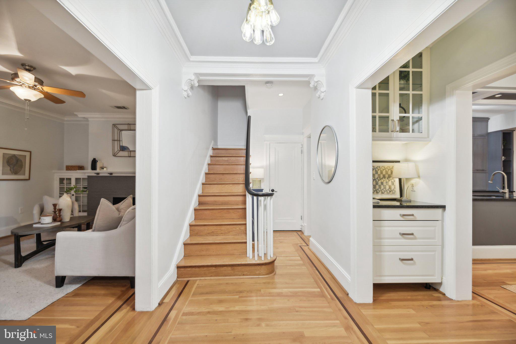 2515 Woodley Rd NW