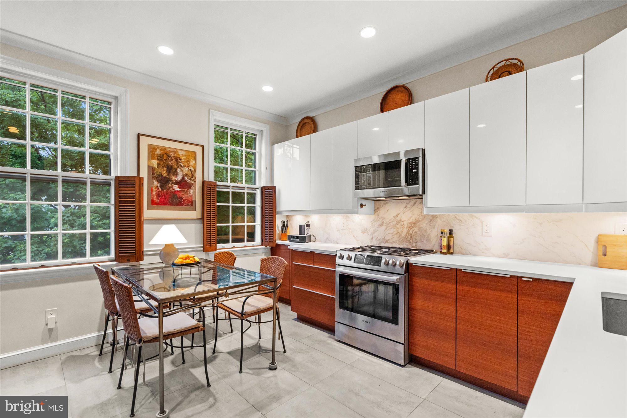 2508 I St NW