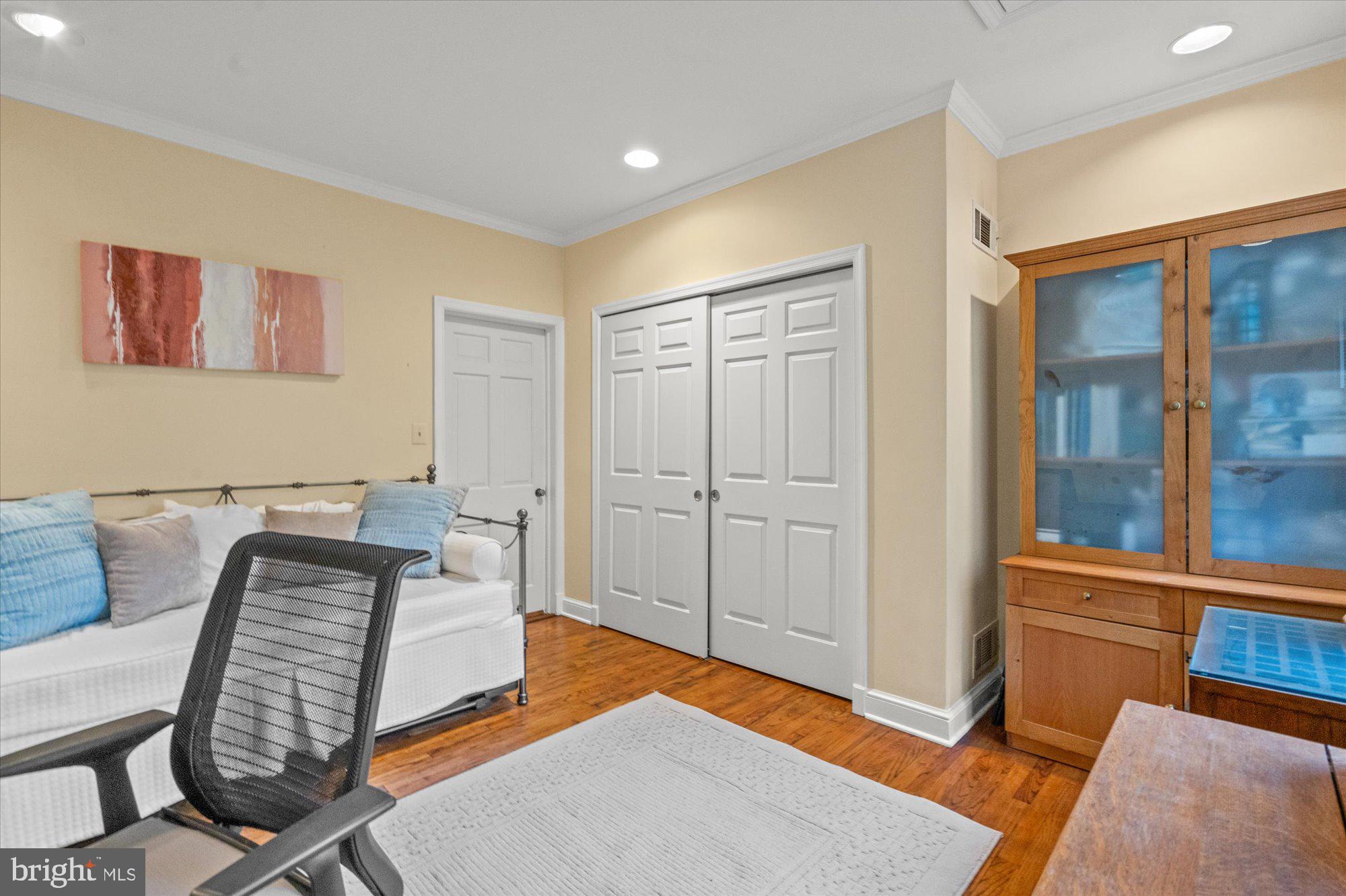 2508 I St NW