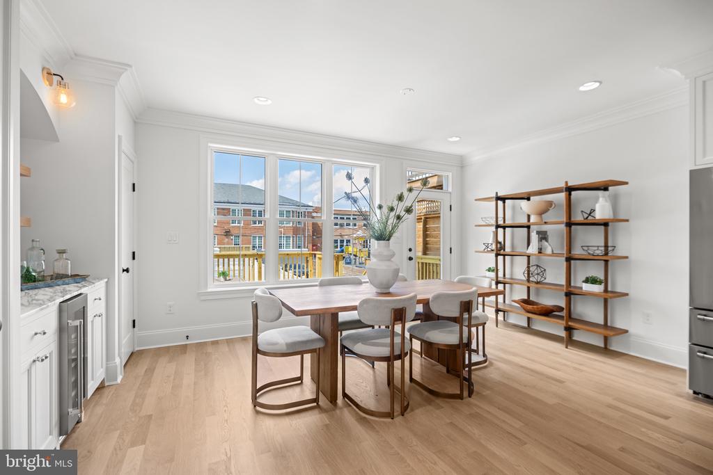 1343 Taylor St NW