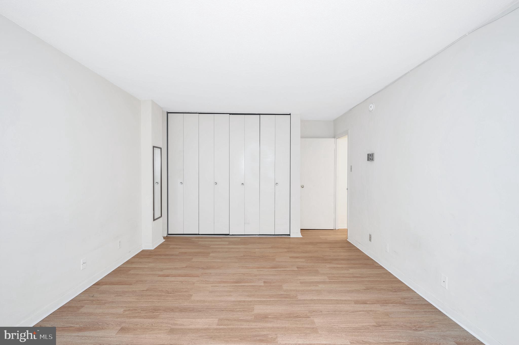 2201 L ST NW #300