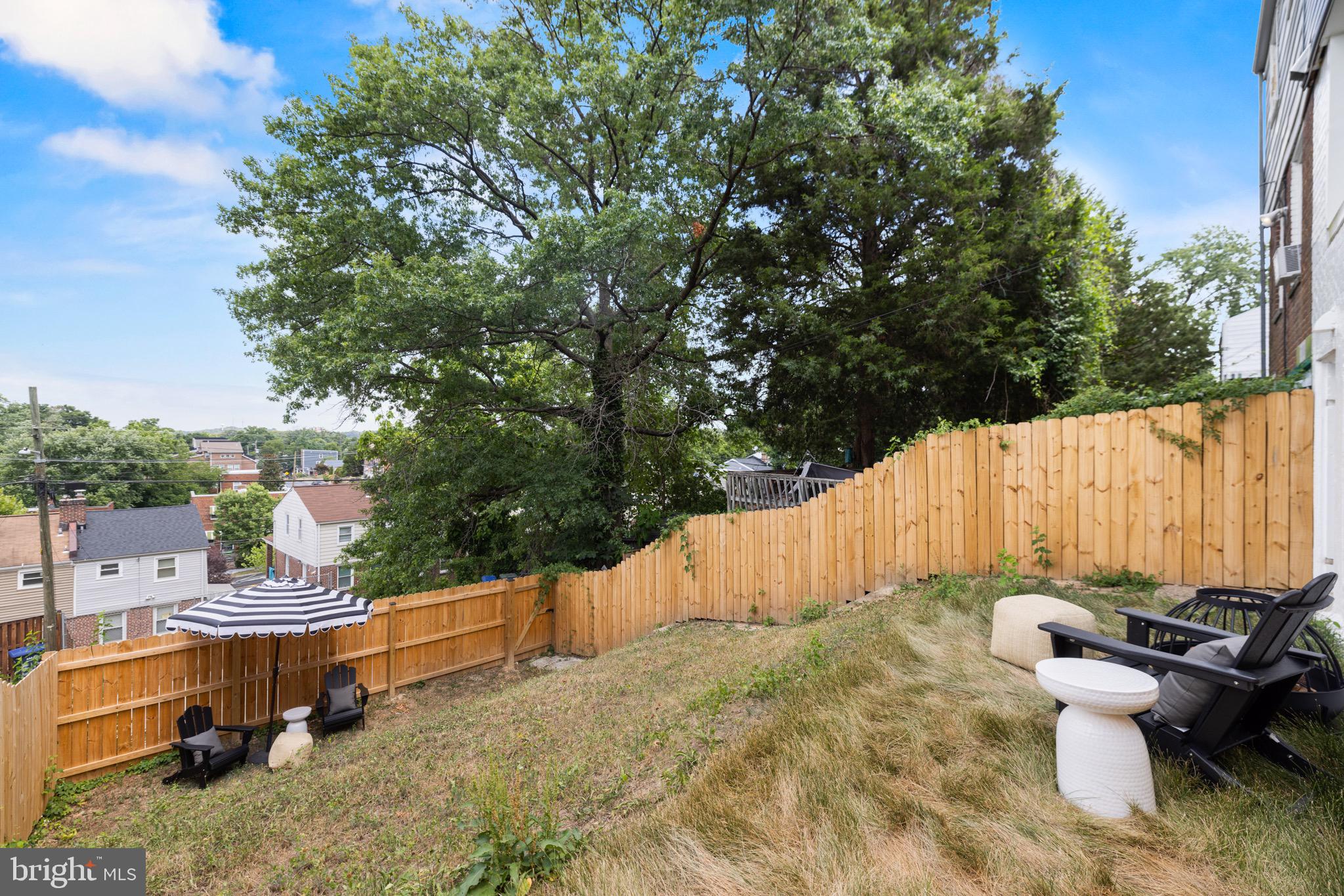 5104 Just St NE