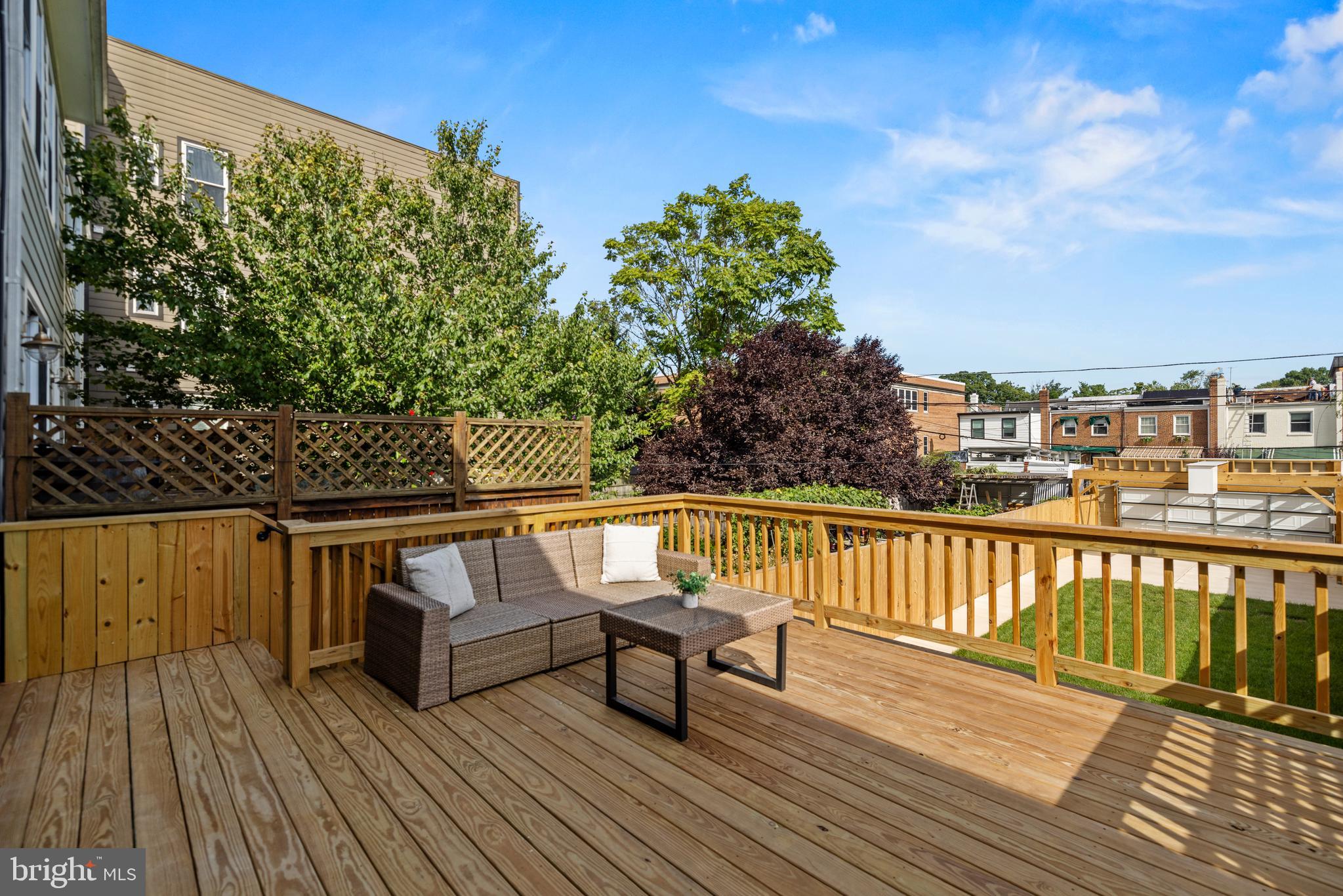 1319 Taylor St NW