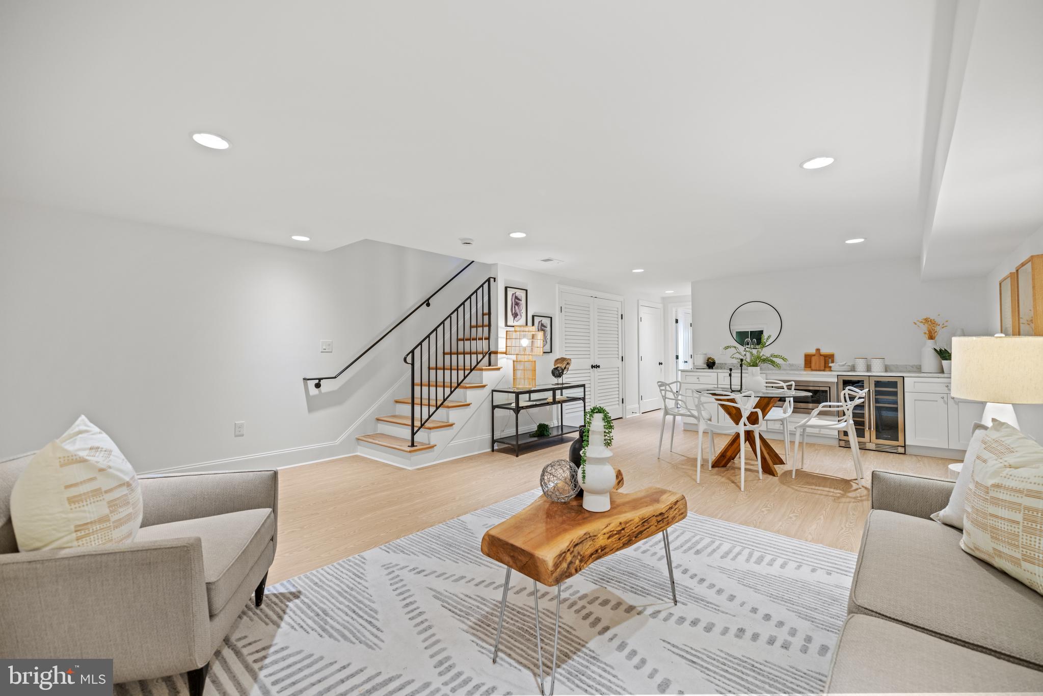 1319 Taylor St NW