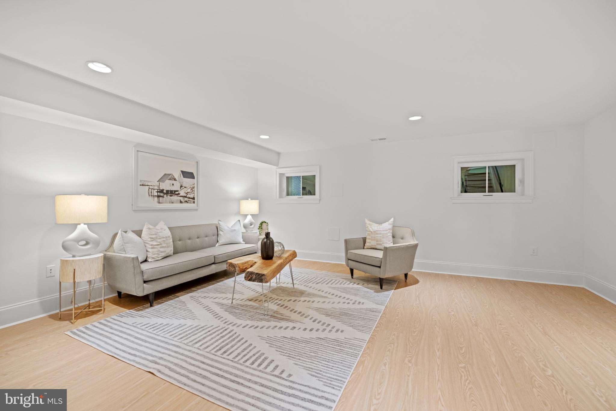 1319 Taylor St NW