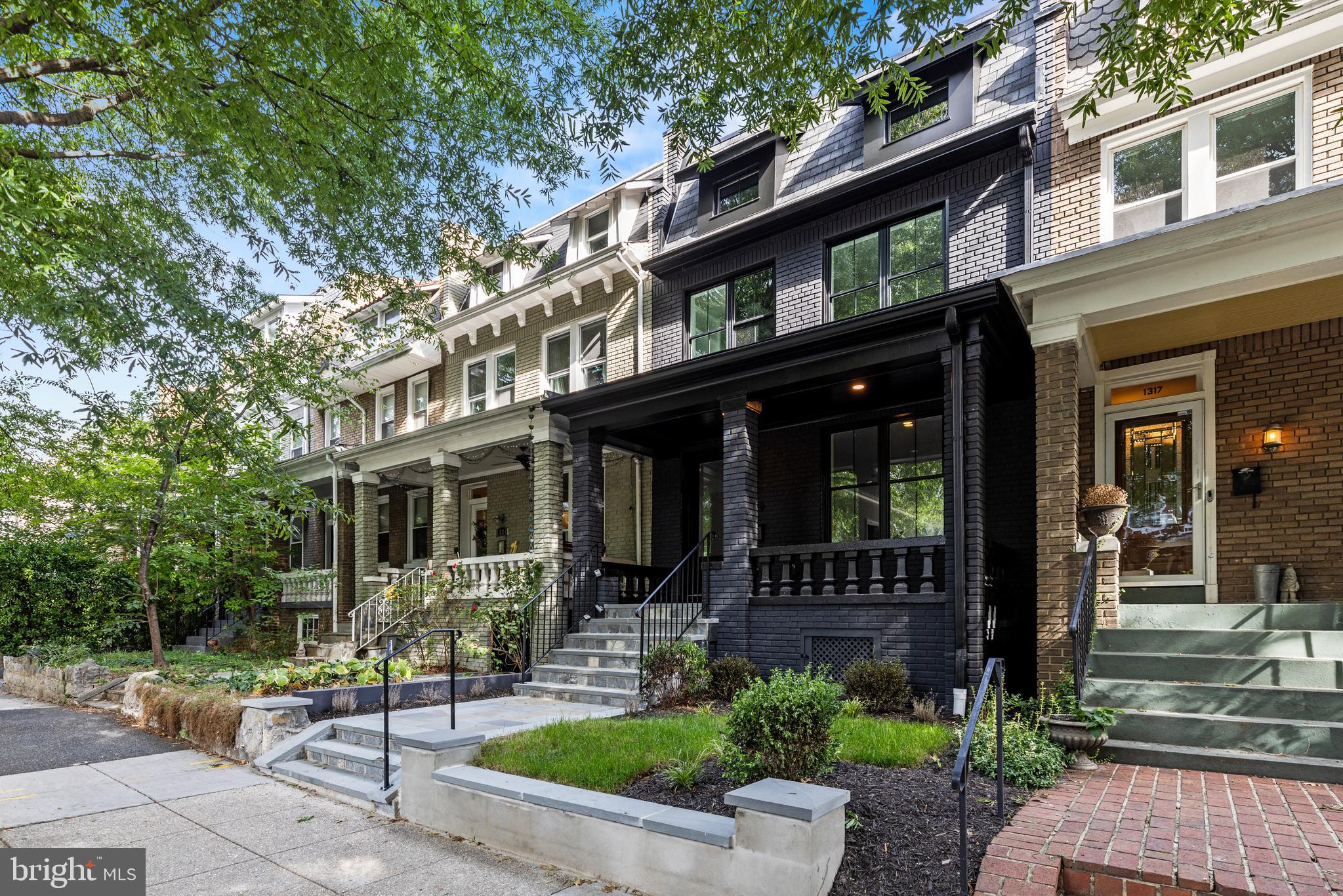 1319 Taylor St NW
